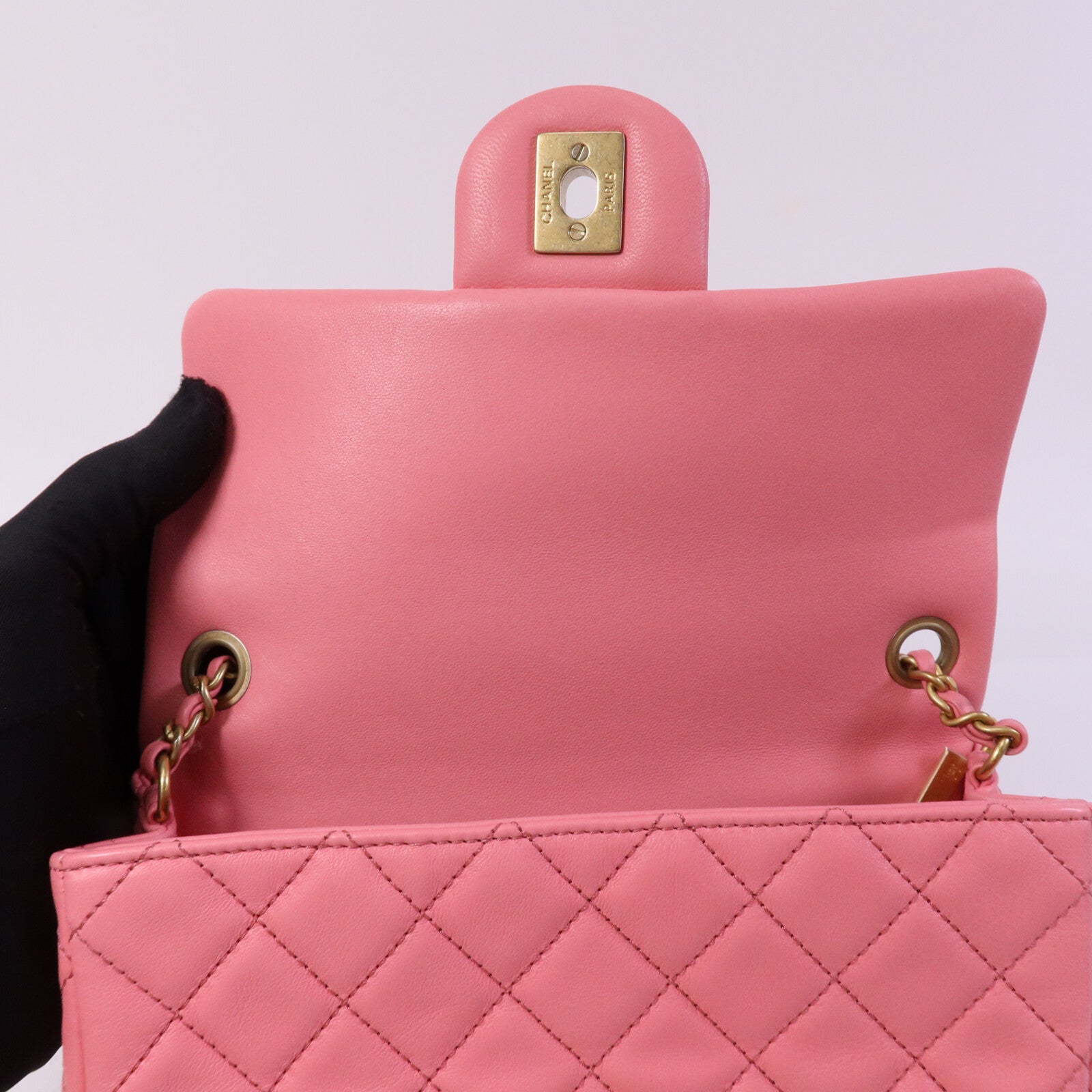 CHANEL 羊皮皮革Mini Flap Bag With Gold Ball金扣鏈帶肩背袋