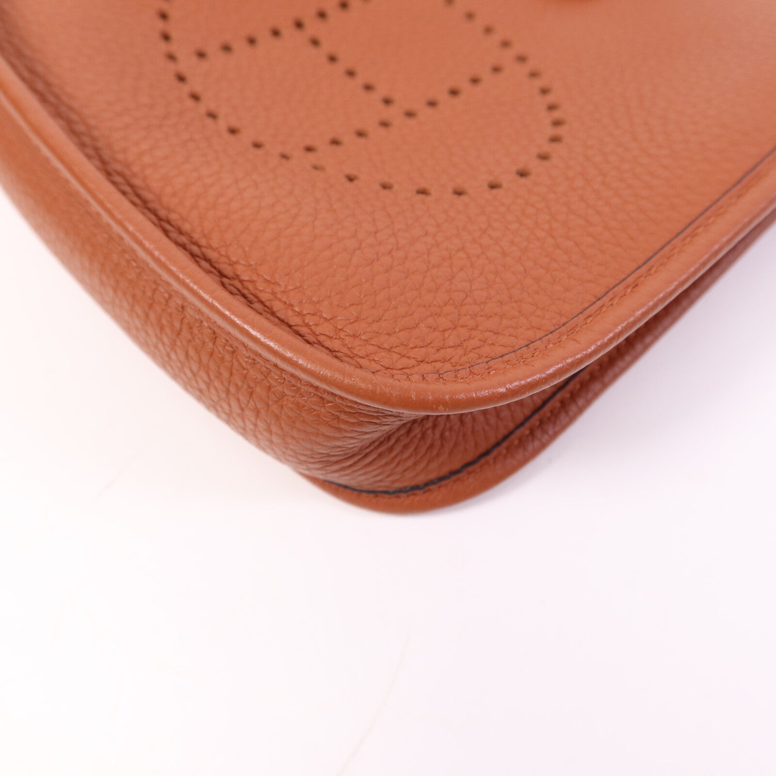 HERMES Clemence皮革Evelyne TPM金扣肩背袋Cuivre