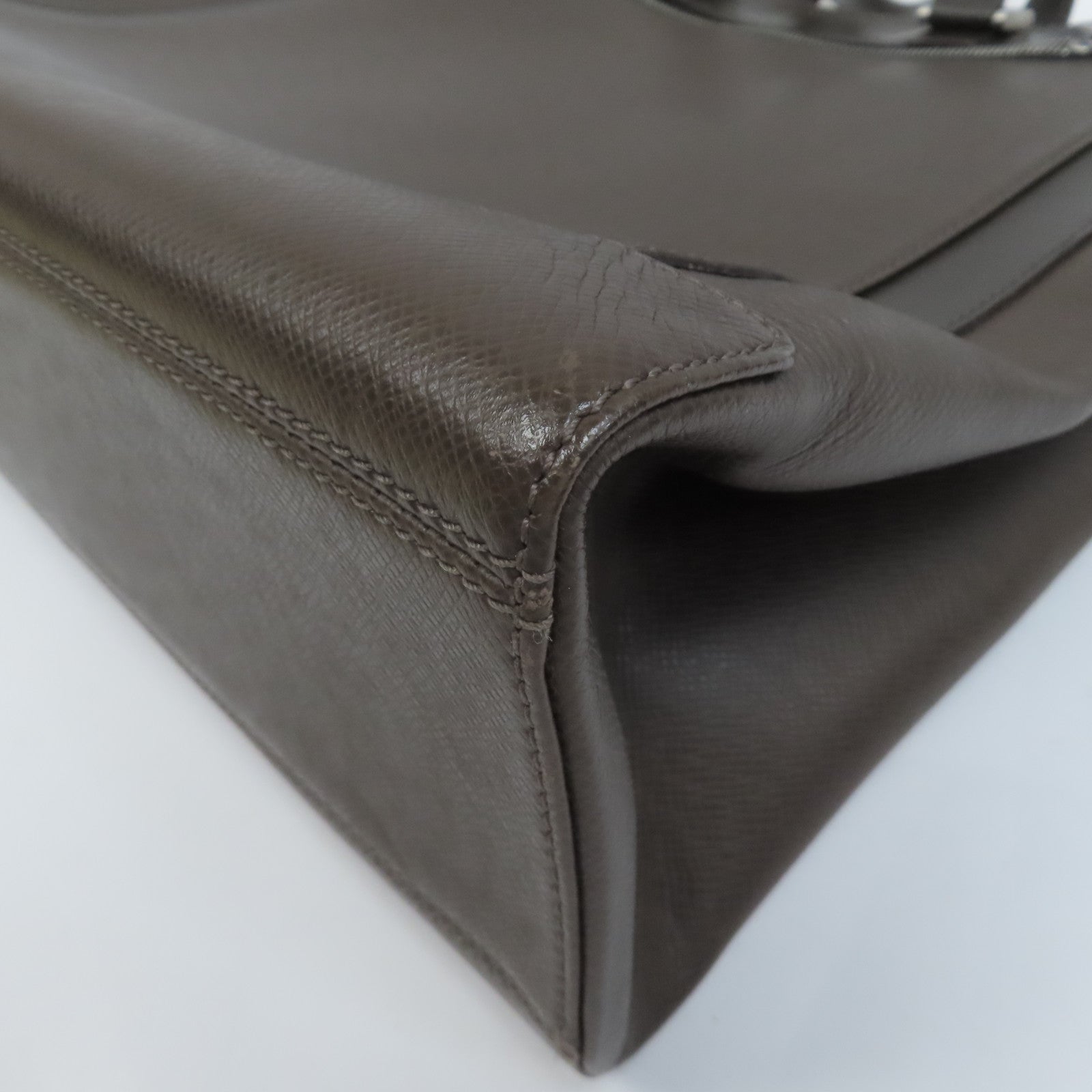 LOUIS VUITTON Taiga Kasbek GM銀扣公事包啡色