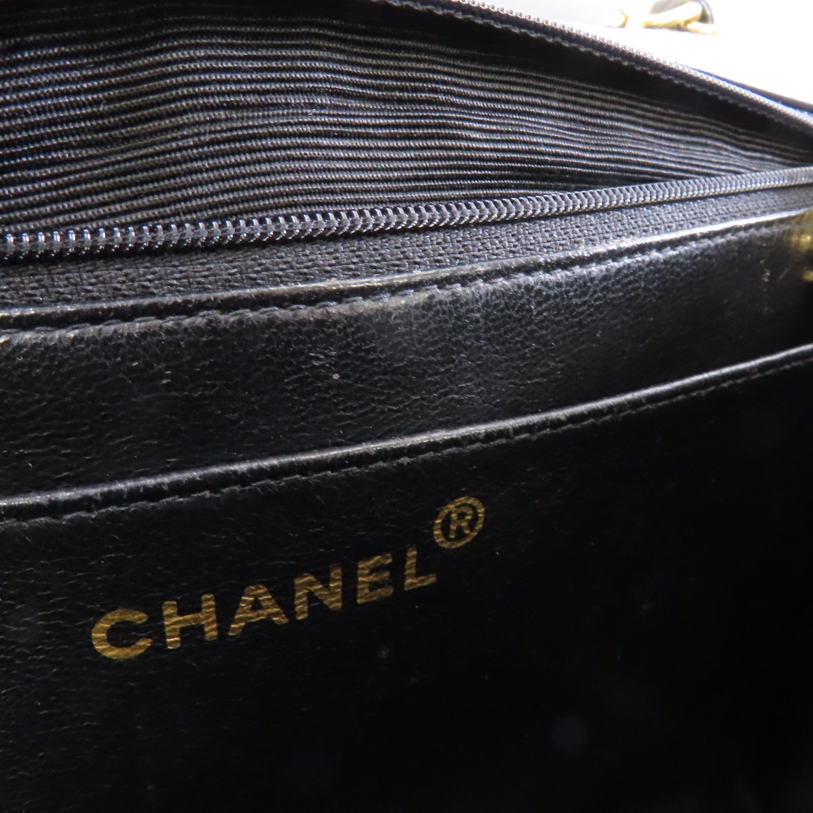 CHANEL 菱格羊皮皮革Chain Shoulder金扣鏈帶肩背袋黑色
