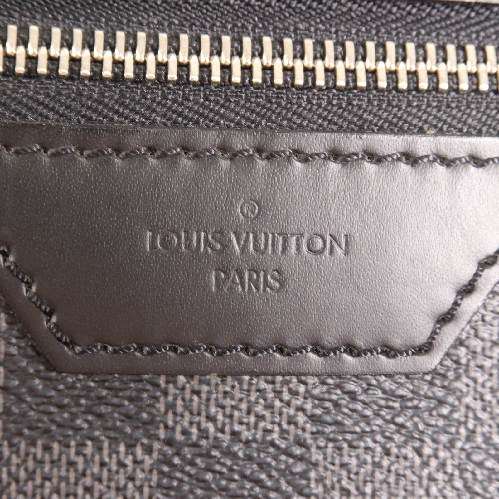 LOUIS VUITTON Damier Graphite Michael Backpack銀扣背包