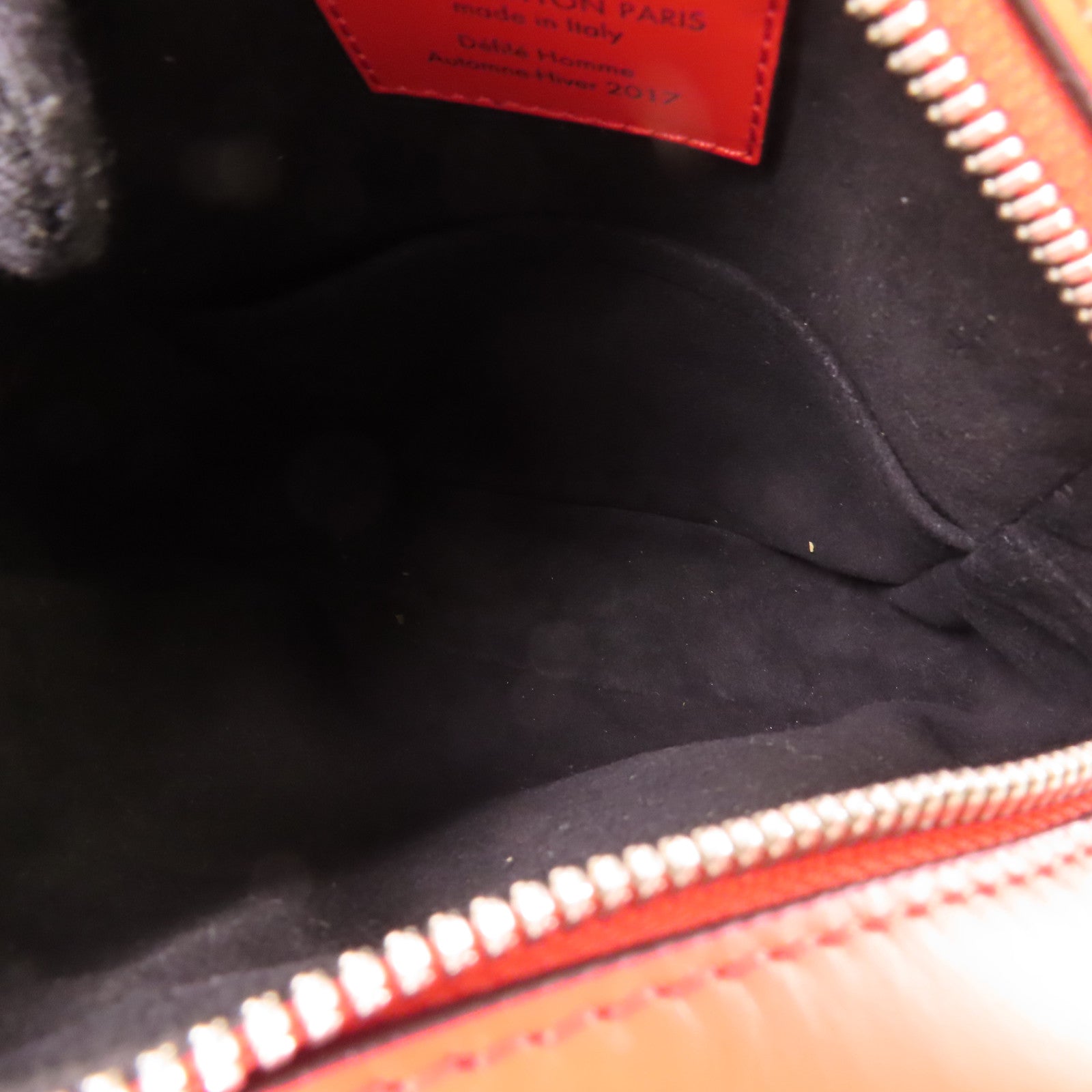LOUIS VUITTON Epi Supreme x Danube PM銀扣肩背袋