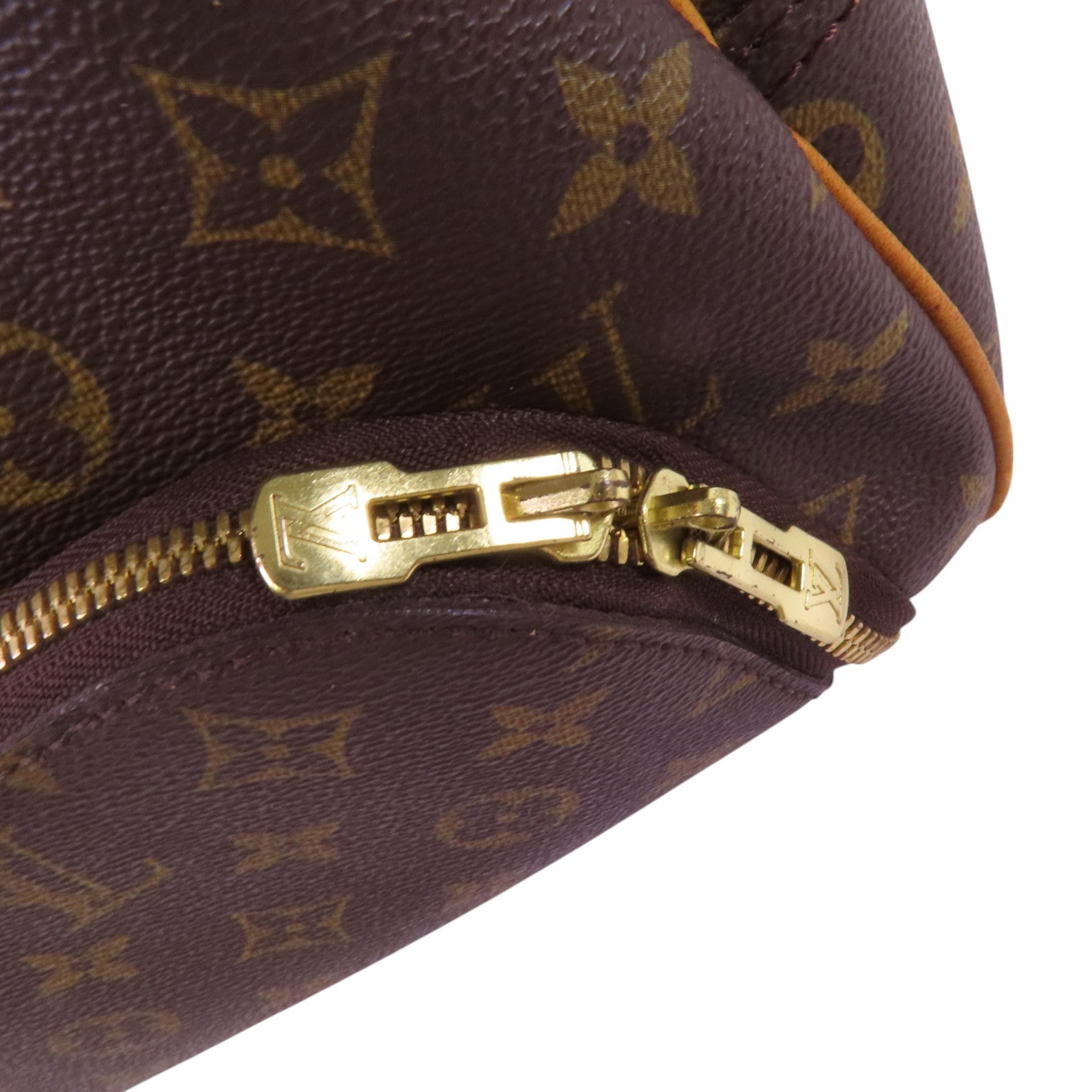 LOUIS VUITTON Monogram Evasion金扣手挽袋