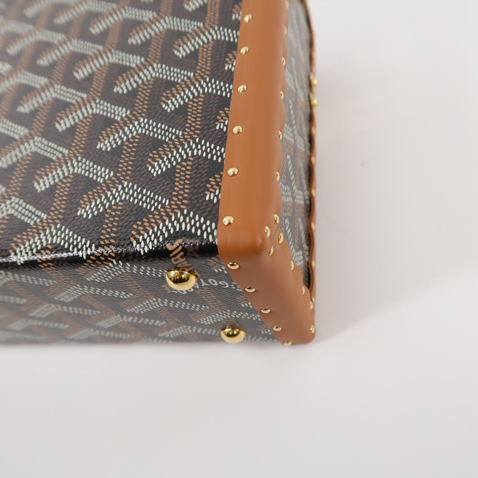 GOYARD 塗層帆布/牛皮皮革Sac Malle Cassette PM肩背袋