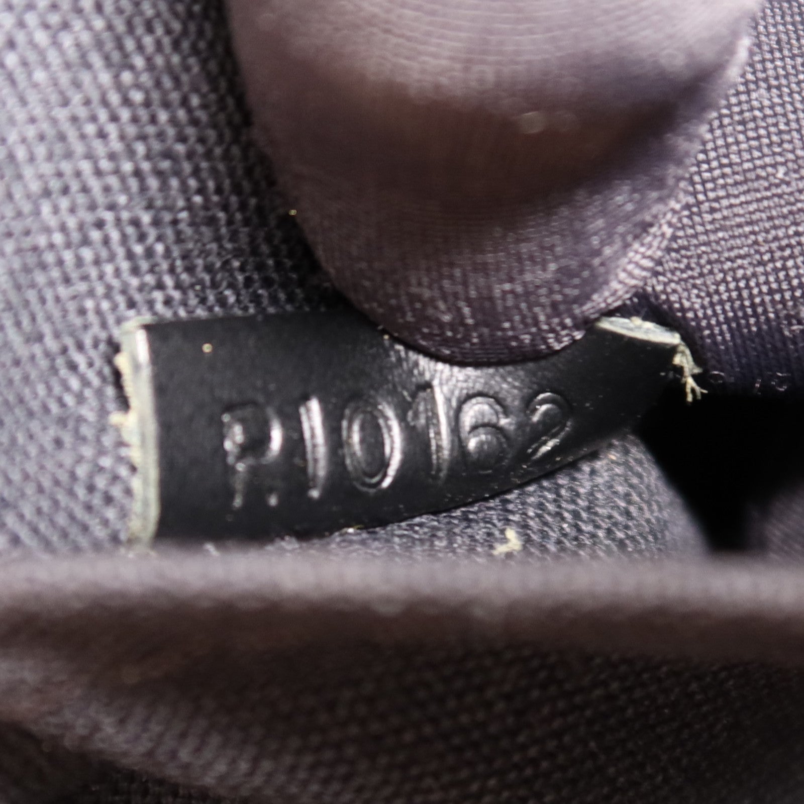 LOUIS VUITTON Damier Graphite Michael Backpack銀扣背包