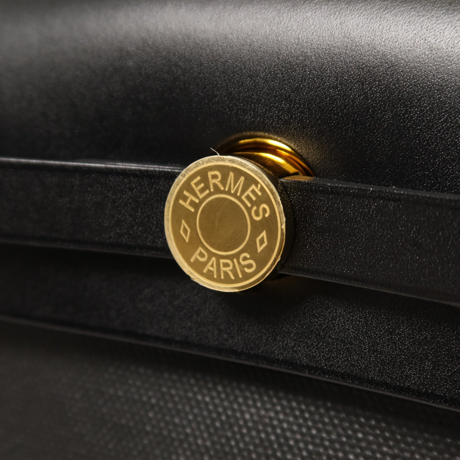 HERMES 塗層帆布Herbag 31金扣手挽肩背兩用袋Noir