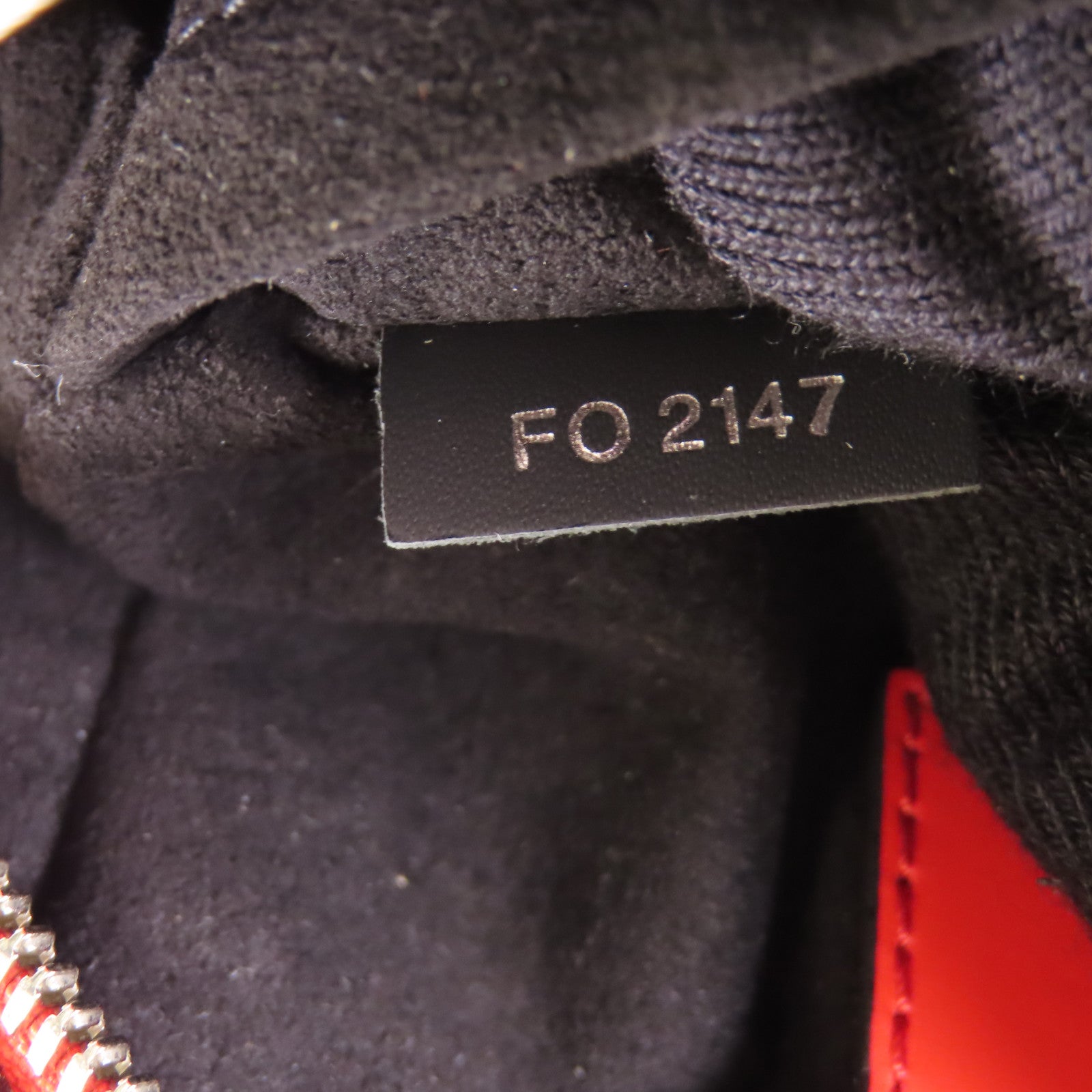 LOUIS VUITTON Epi Supreme x Danube PM銀扣肩背袋