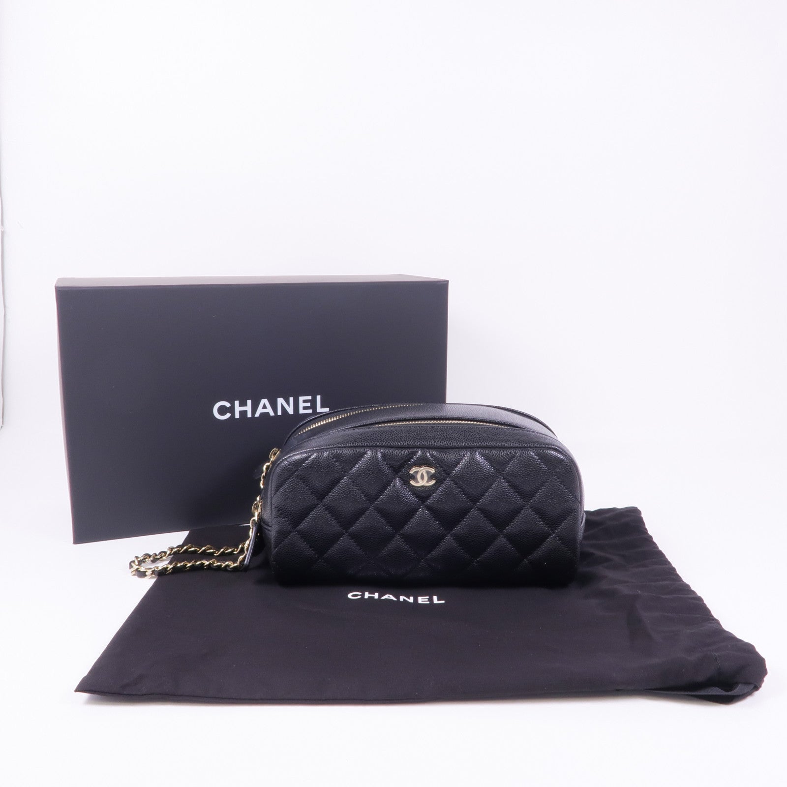 CHANEL 牛皮皮革Pouch金扣手拿包