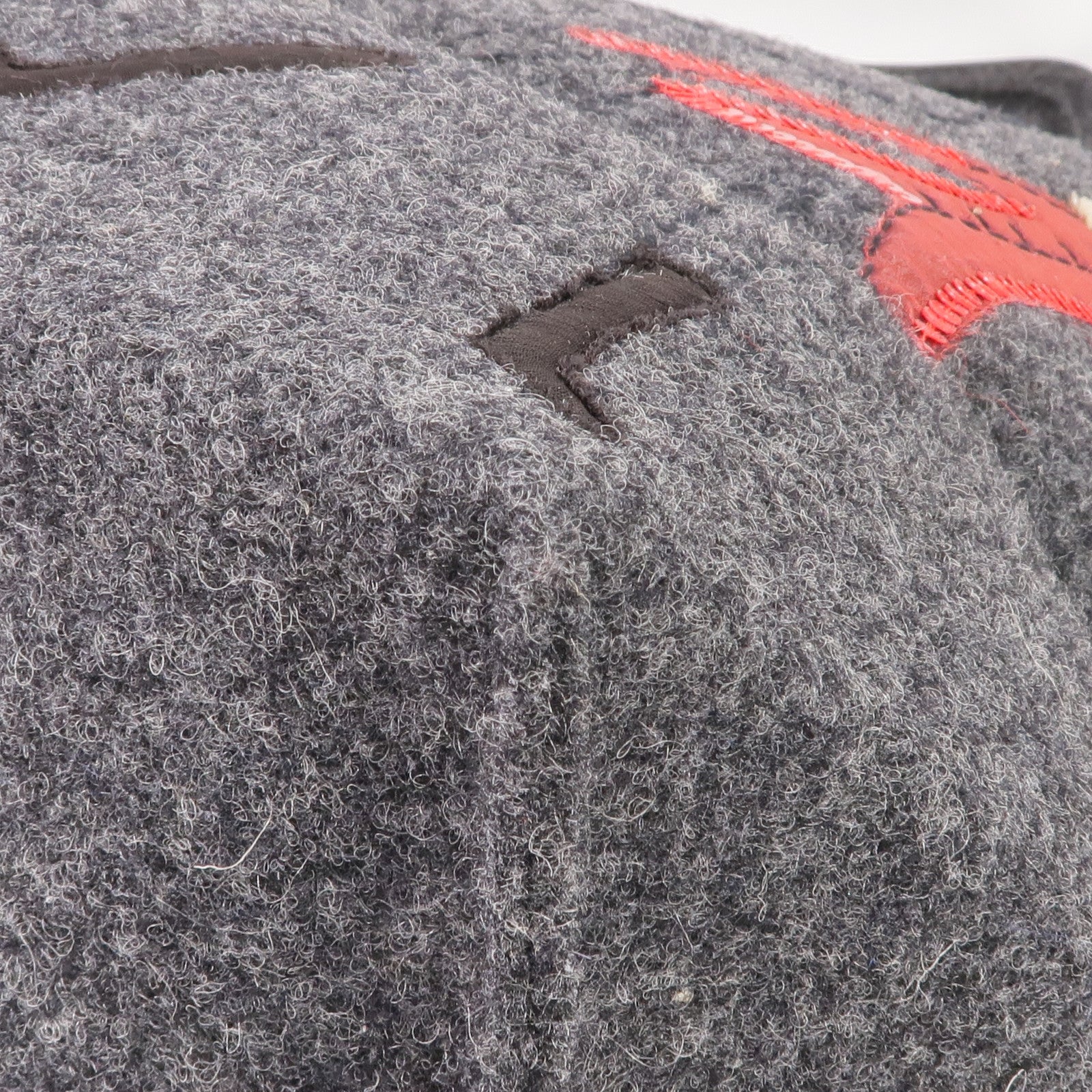 Valentino 毛氈Tote Bag銀扣手挽袋