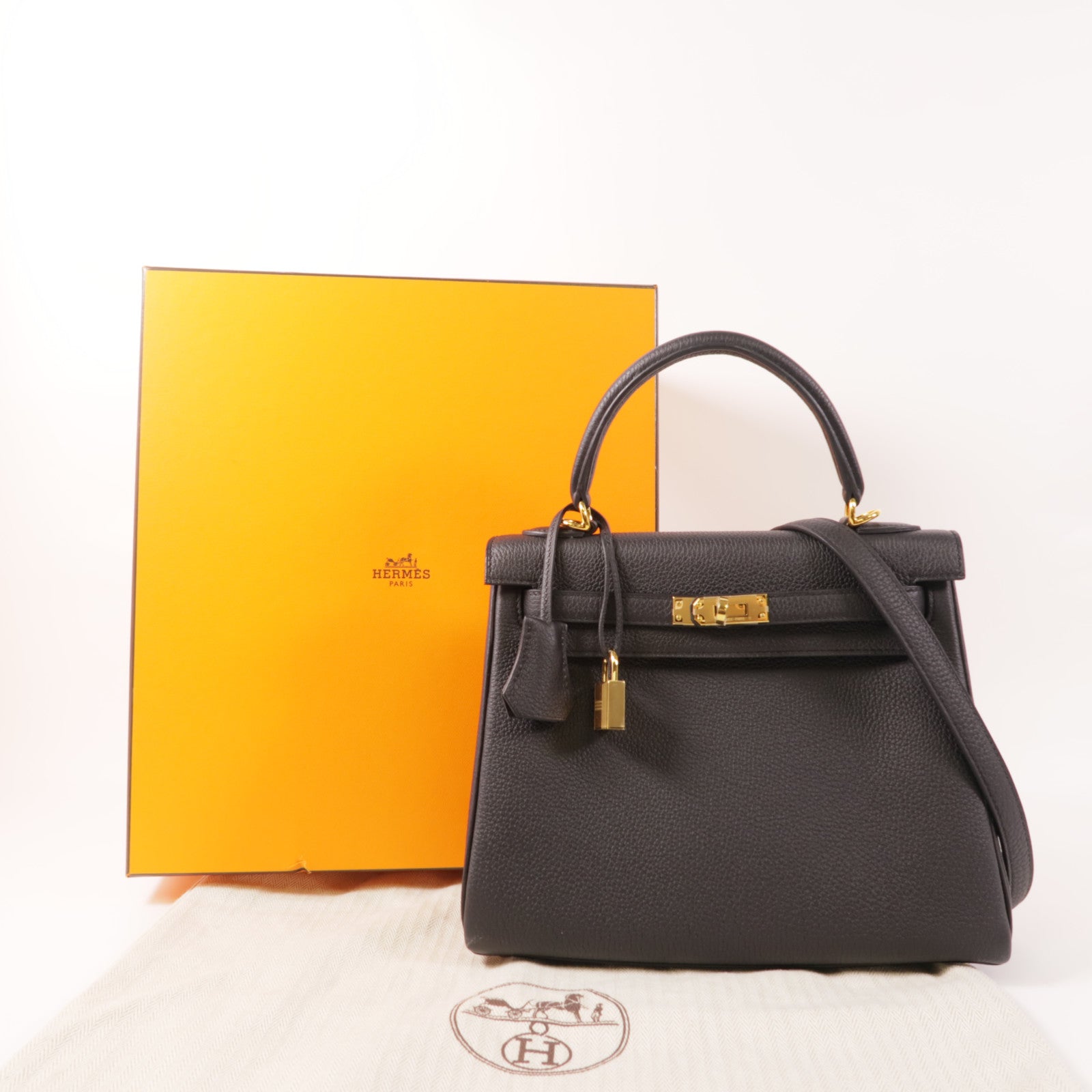HERMES Togo皮革Kelly 25金扣手挽肩背兩用袋89 Noir