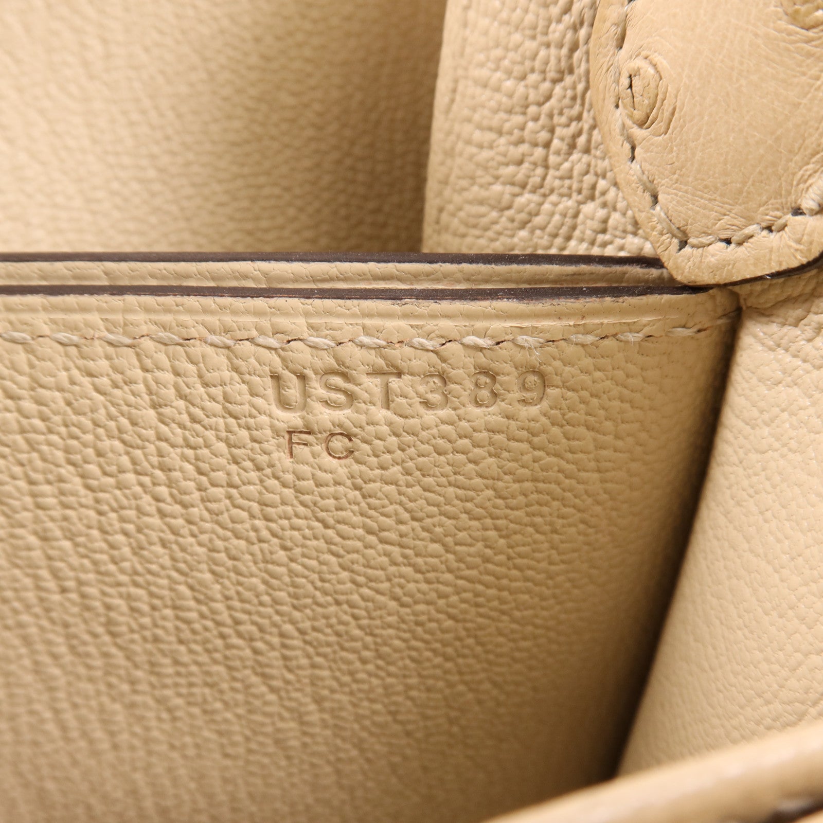 HERMES Ostrich皮革Mini Roulis金扣肩背袋Vanille