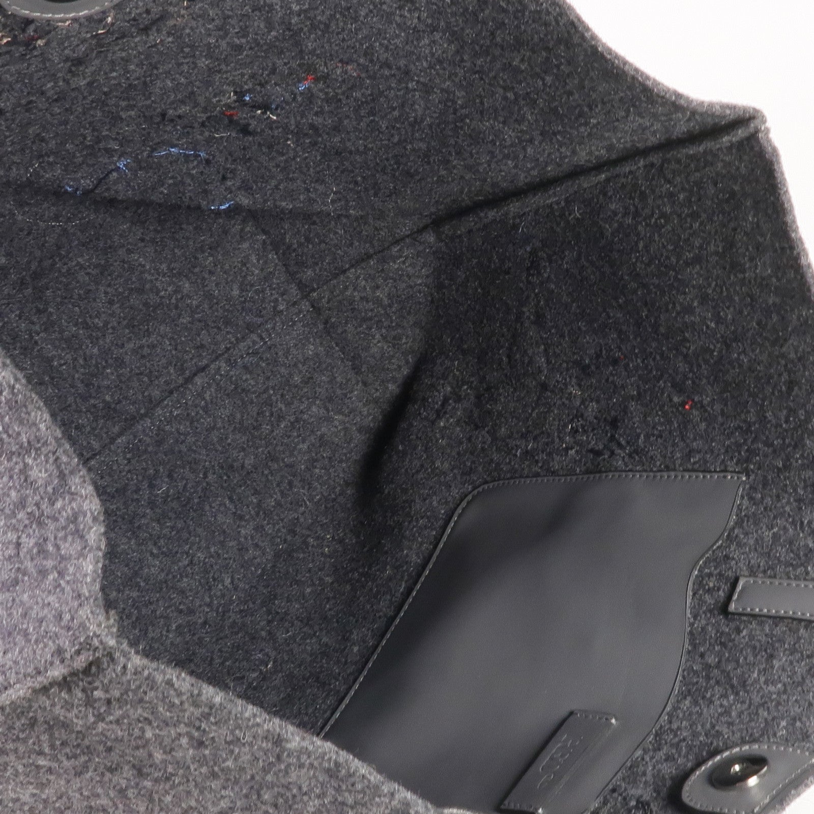 Valentino 毛氈Tote Bag銀扣手挽袋