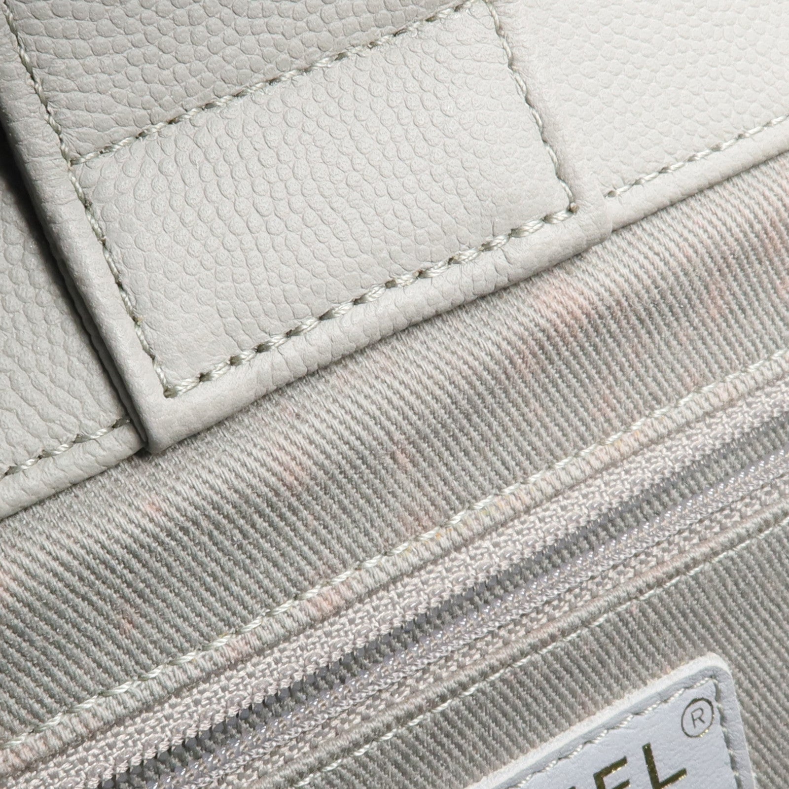 CHANEL 牛皮皮革Business Affinity金扣手挽肩背兩用袋