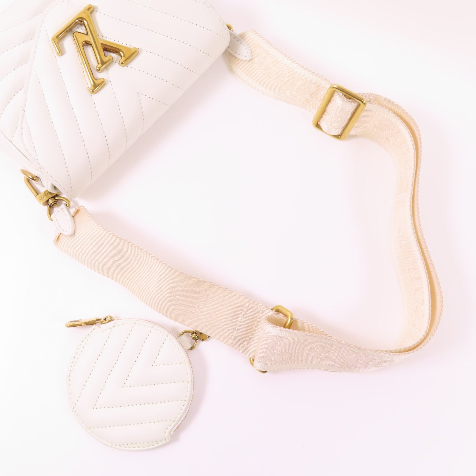 LOUIS VUITTON 【激減優惠】牛皮皮革New Wave Multi Pochette金扣肩背袋