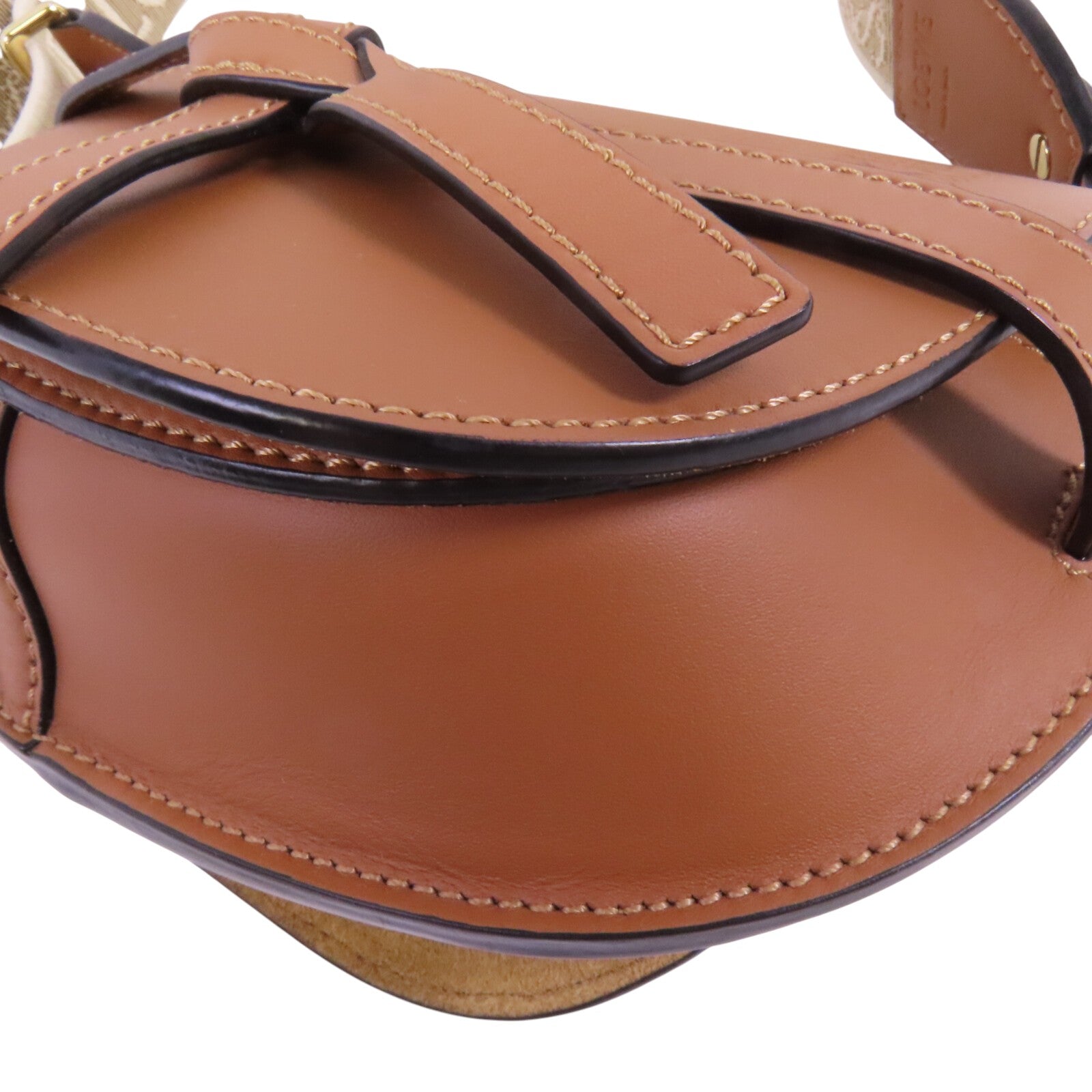 LOEWE 牛皮皮革Mini Gate肩背袋