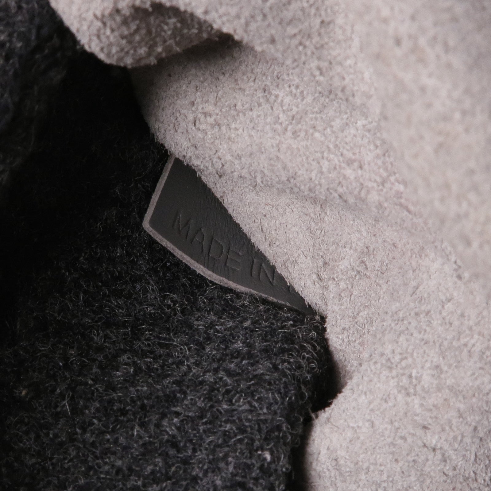 Valentino 毛氈Tote Bag銀扣手挽袋