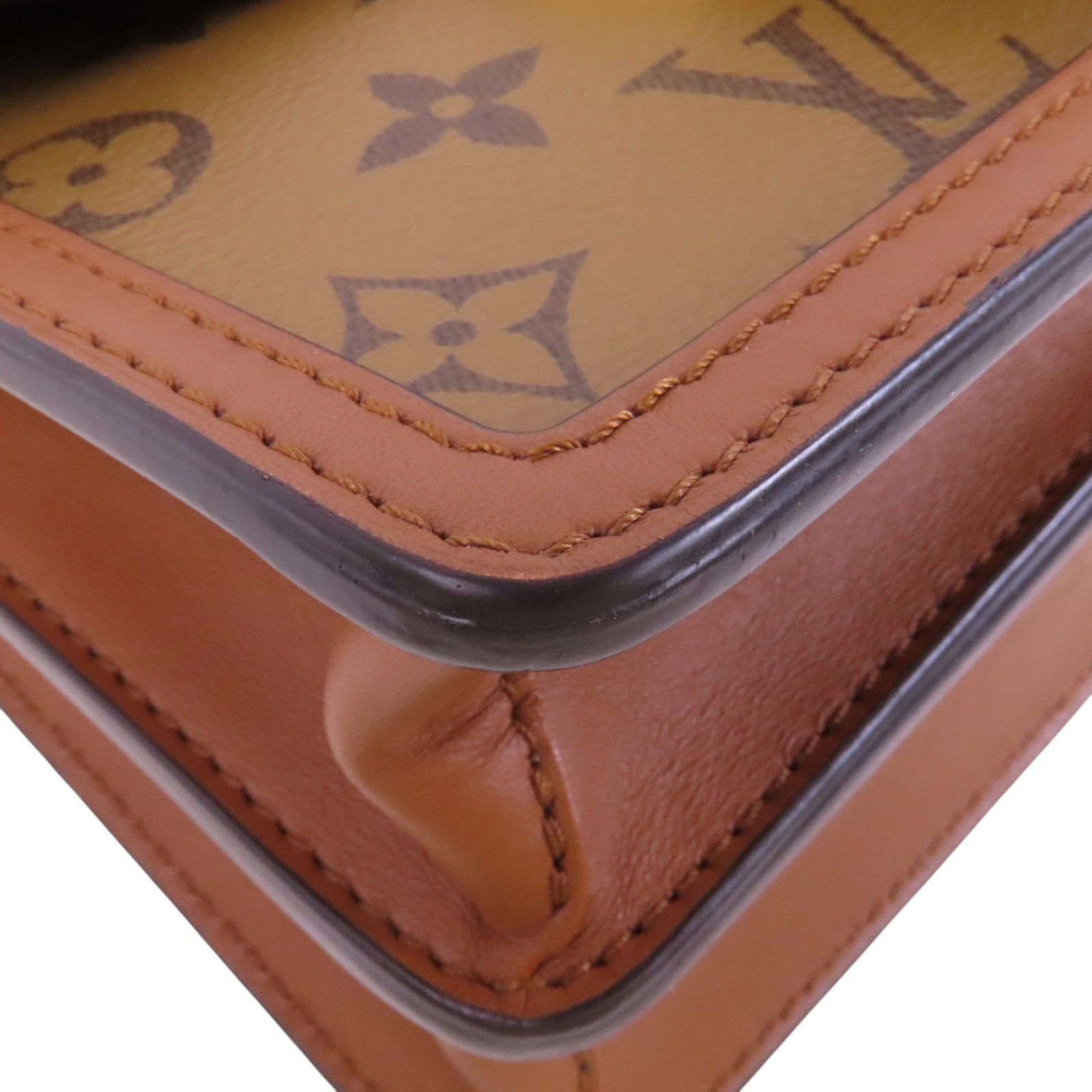 LOUIS VUITTON Monogram Reverse Mini Dauphine金扣肩背袋