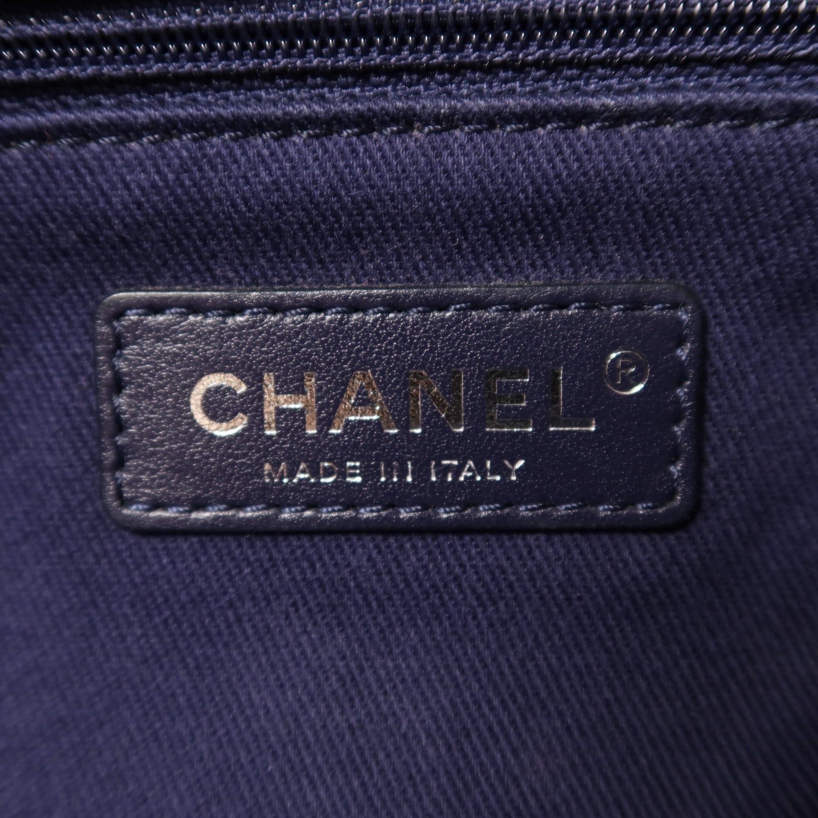 CHANEL 牛仔布Coco Handlec銀扣鏈帶手挽肩背兩用袋