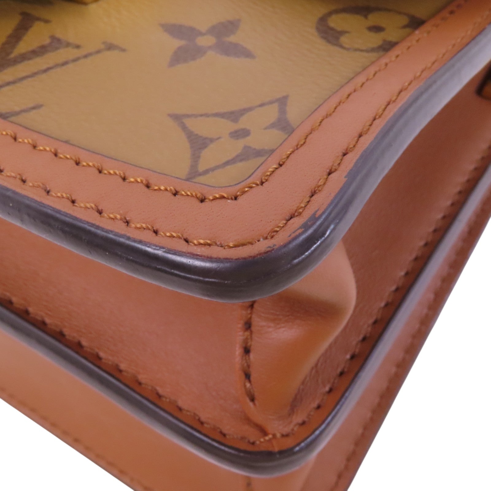 LOUIS VUITTON Monogram Reverse Mini Dauphine金扣肩背袋