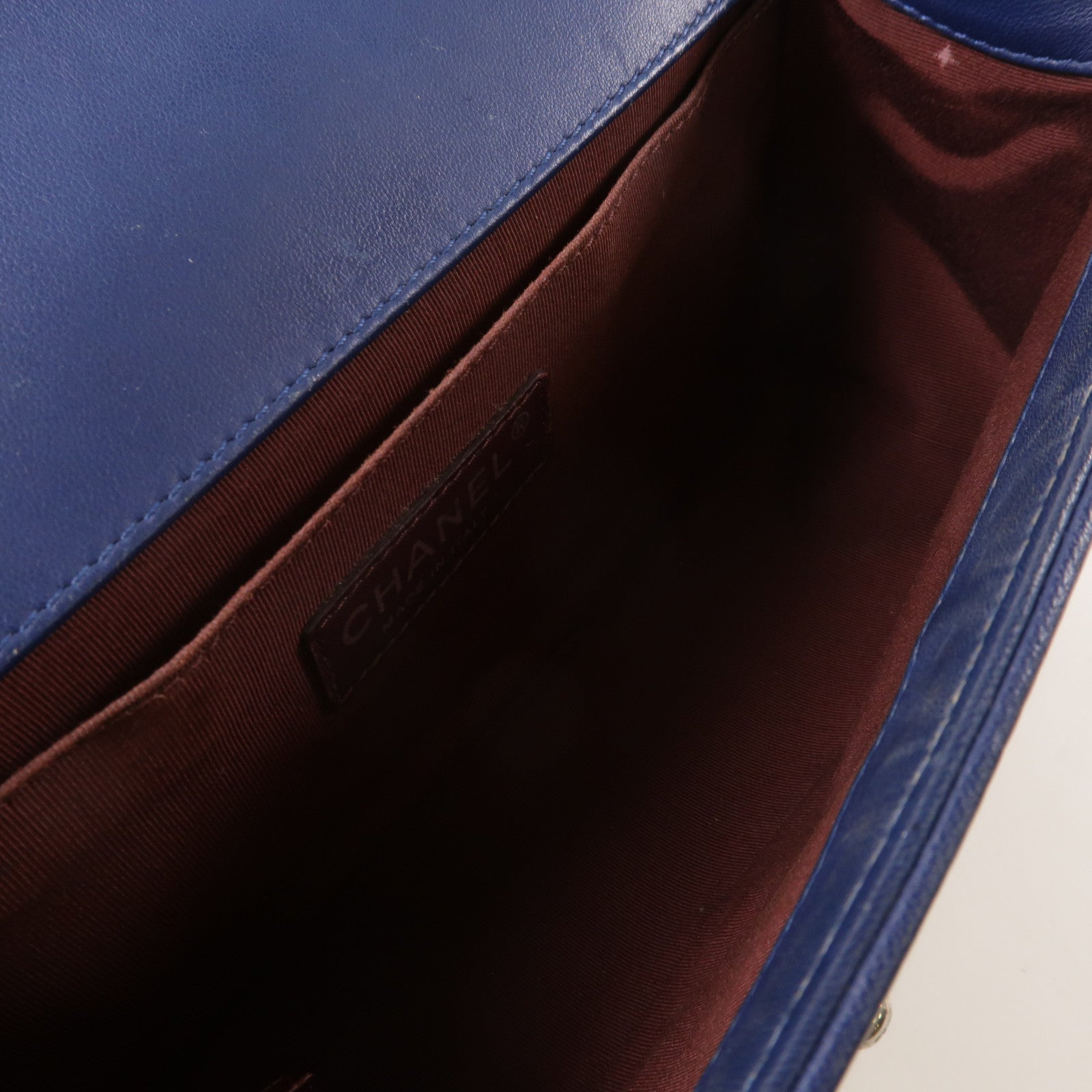 CHANEL CC Chevron Boy 25 Chain Shoulder Bag Calfskin Leather Blue