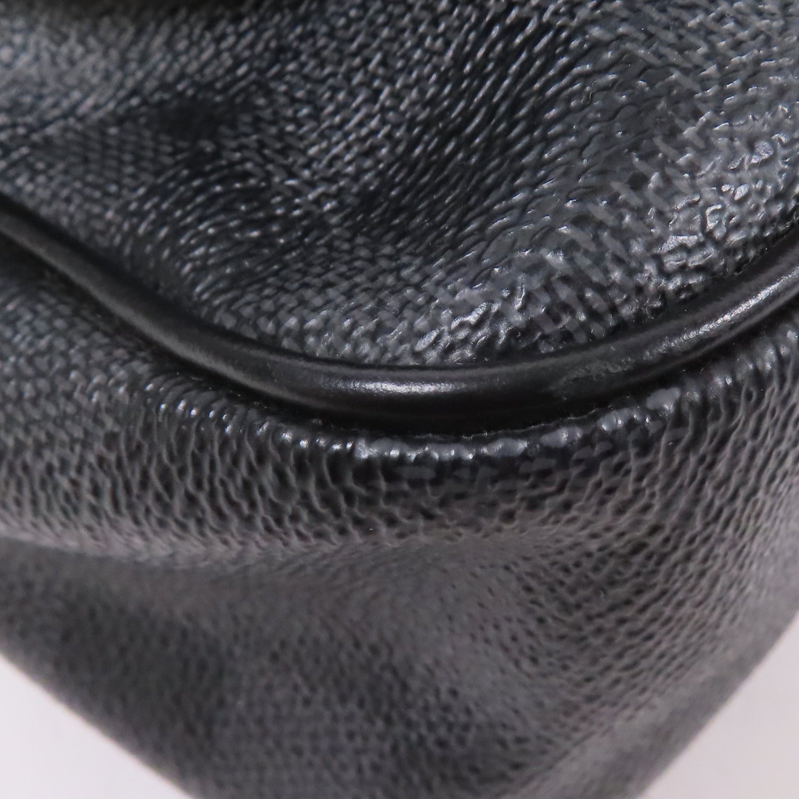 LOUIS VUITTON Damier Graghite Daniel MM銀扣肩背袋