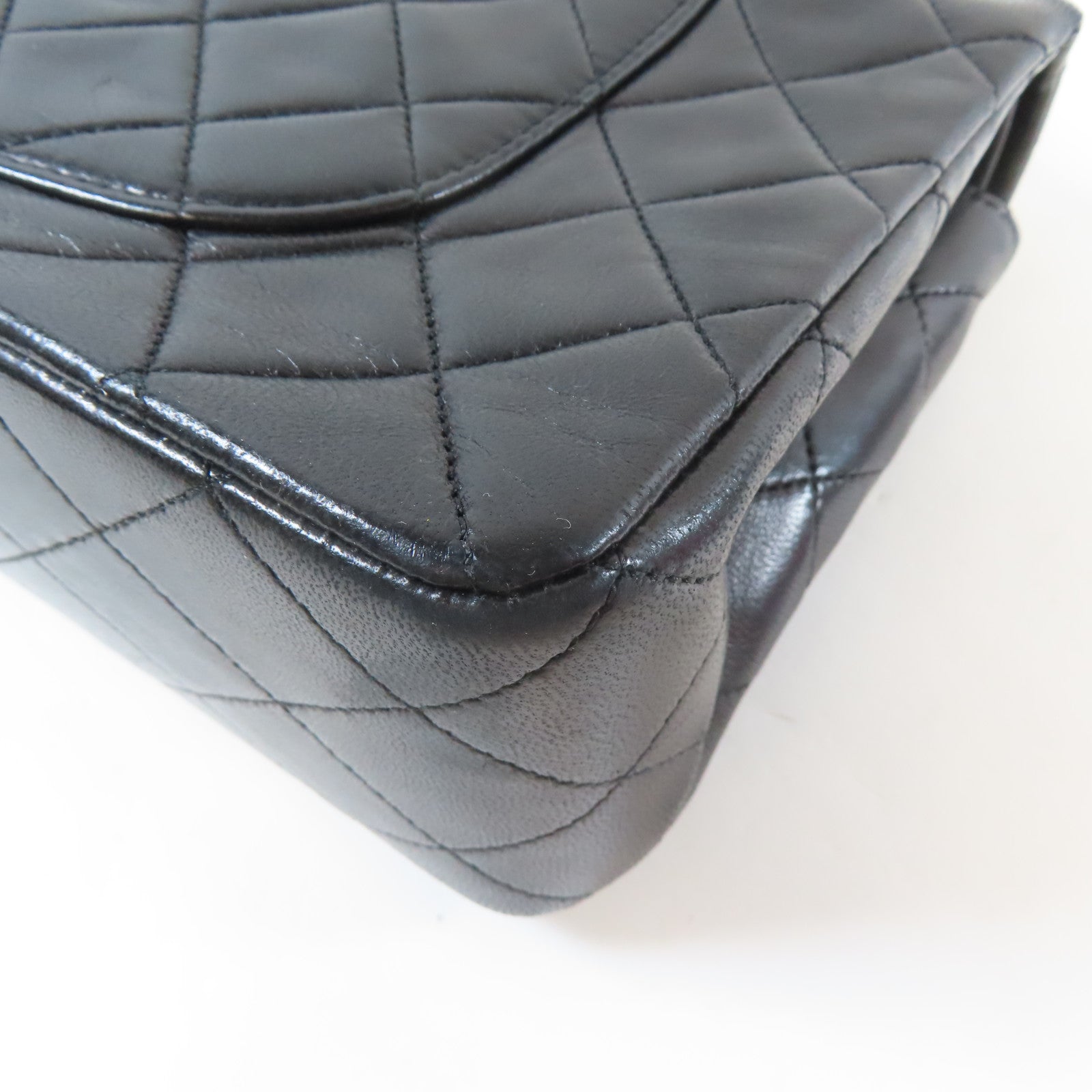 CHANEL 菱格羊皮皮革Chain Shoulder金扣鏈帶肩背袋黑色