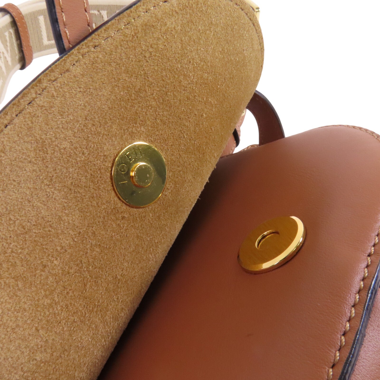 LOEWE 牛皮皮革Mini Gate肩背袋