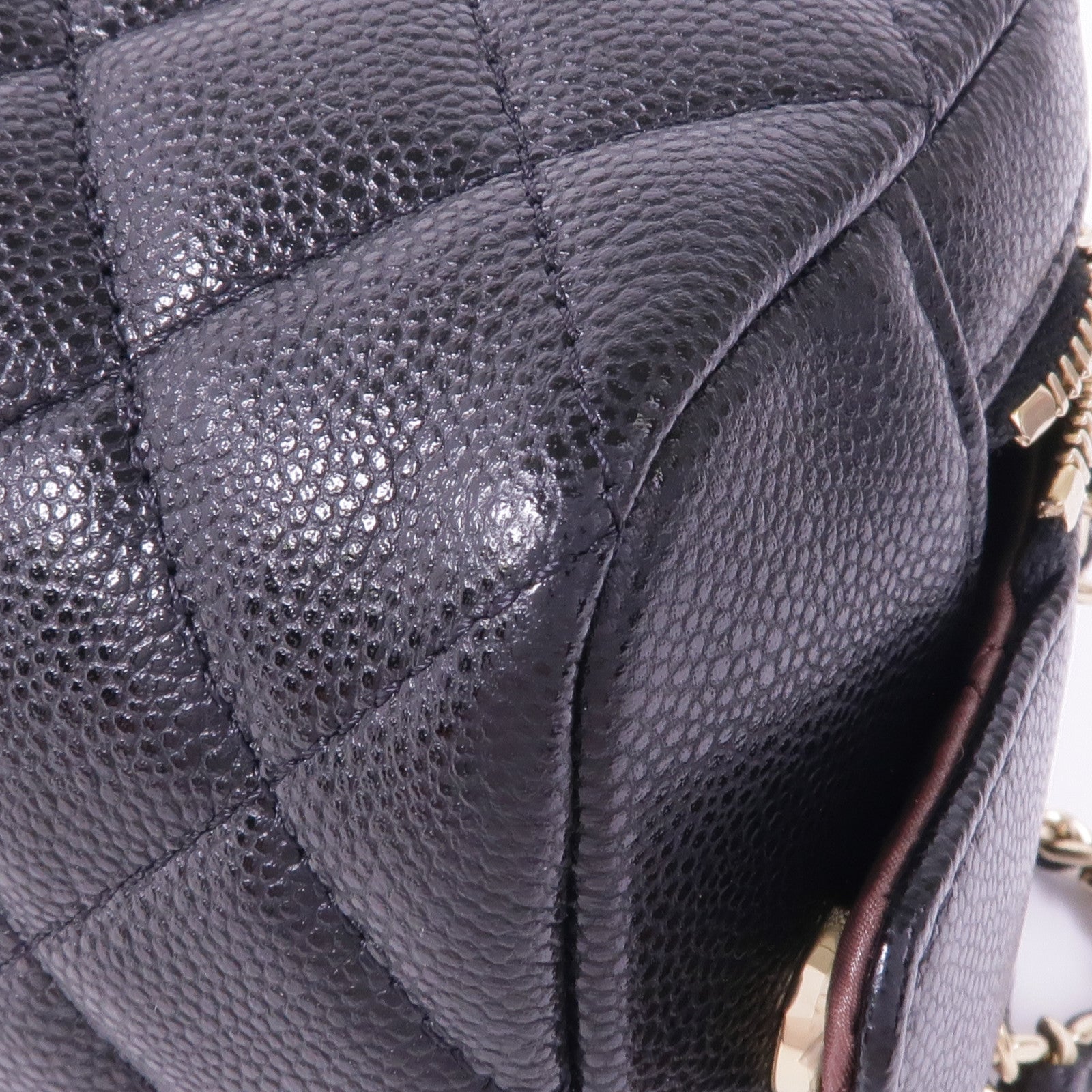 CHANEL 牛皮皮革Pouch金扣手拿包