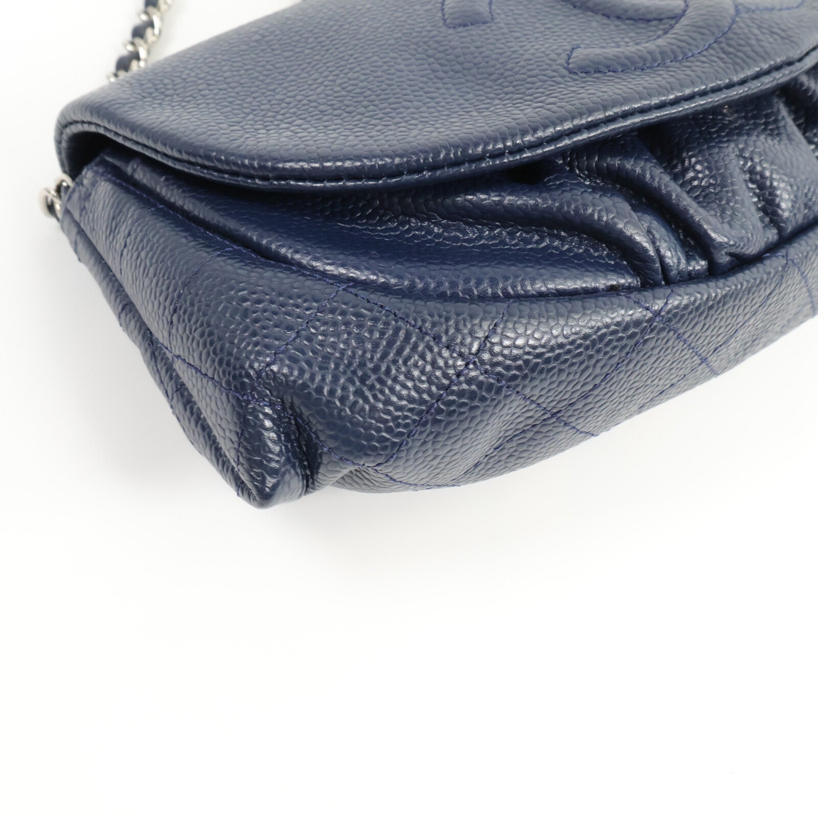 CHANEL 牛皮皮革Half Moon WOC鏈帶肩背袋