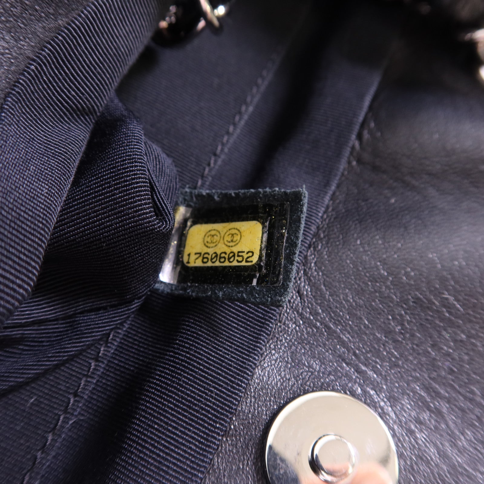 CHANEL 羊皮皮革2 Way Shoulder Bag銀扣手挽肩背兩用袋