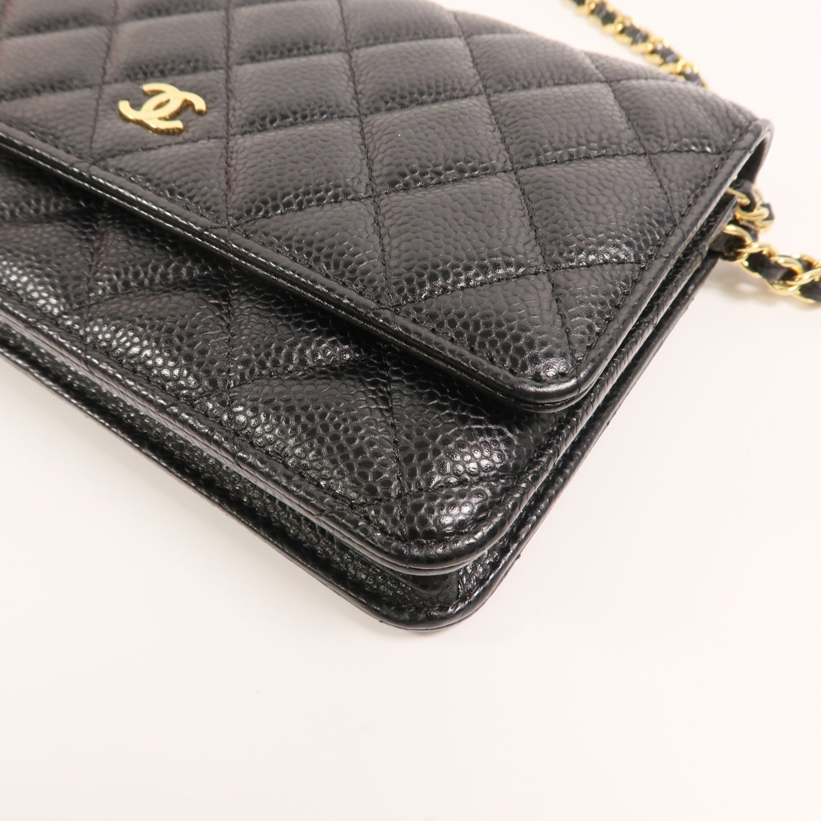CHANEL 牛皮皮革WOC Wallet On Chain鏈帶肩背袋