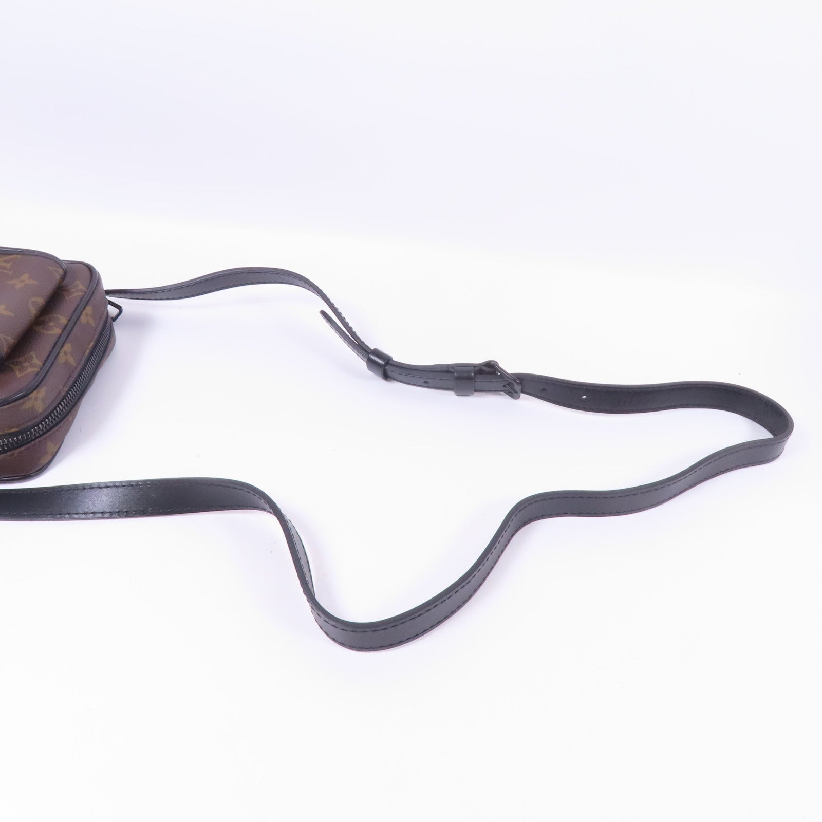 LOUIS VUITTON Monogram Macassar Christopher Wearable Wallet肩背袋