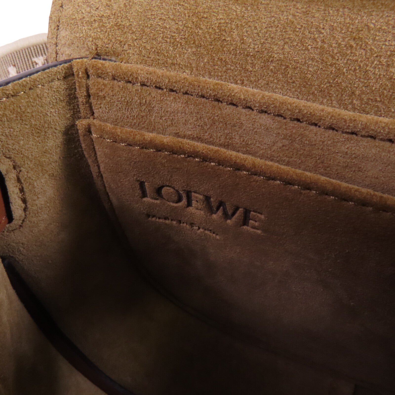 LOEWE 牛皮皮革Mini Gate肩背袋