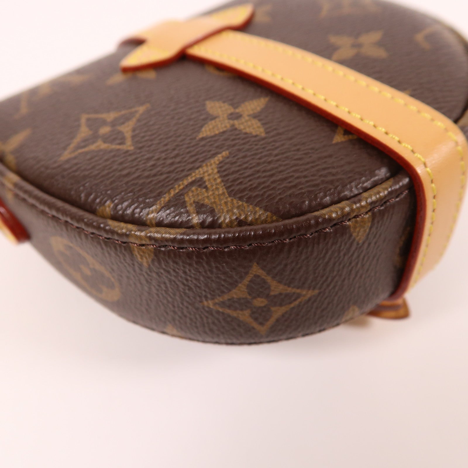LOUIS VUITTON Monogram Micro Chantilly金扣肩背袋啡色