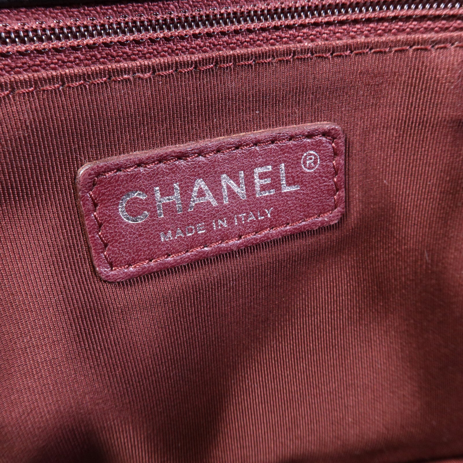 CHANEL 牛皮皮革Chain Shoulder銀扣鏈帶肩背袋
