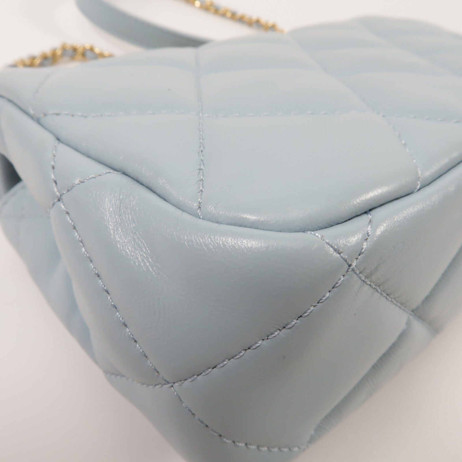 CHANEL 羊皮皮革22P Mini Flap鏈帶肩背袋