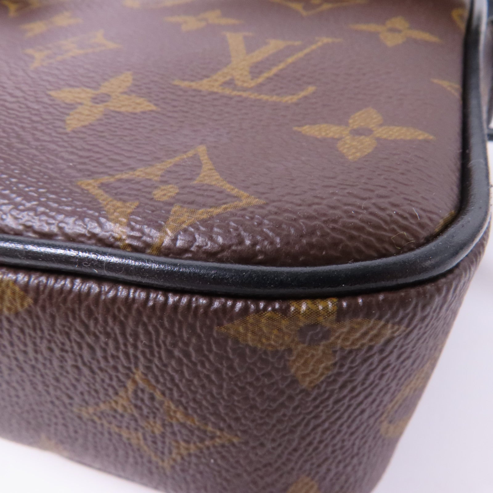 LOUIS VUITTON Monogram Macassar Christopher Wearable Wallet肩背袋