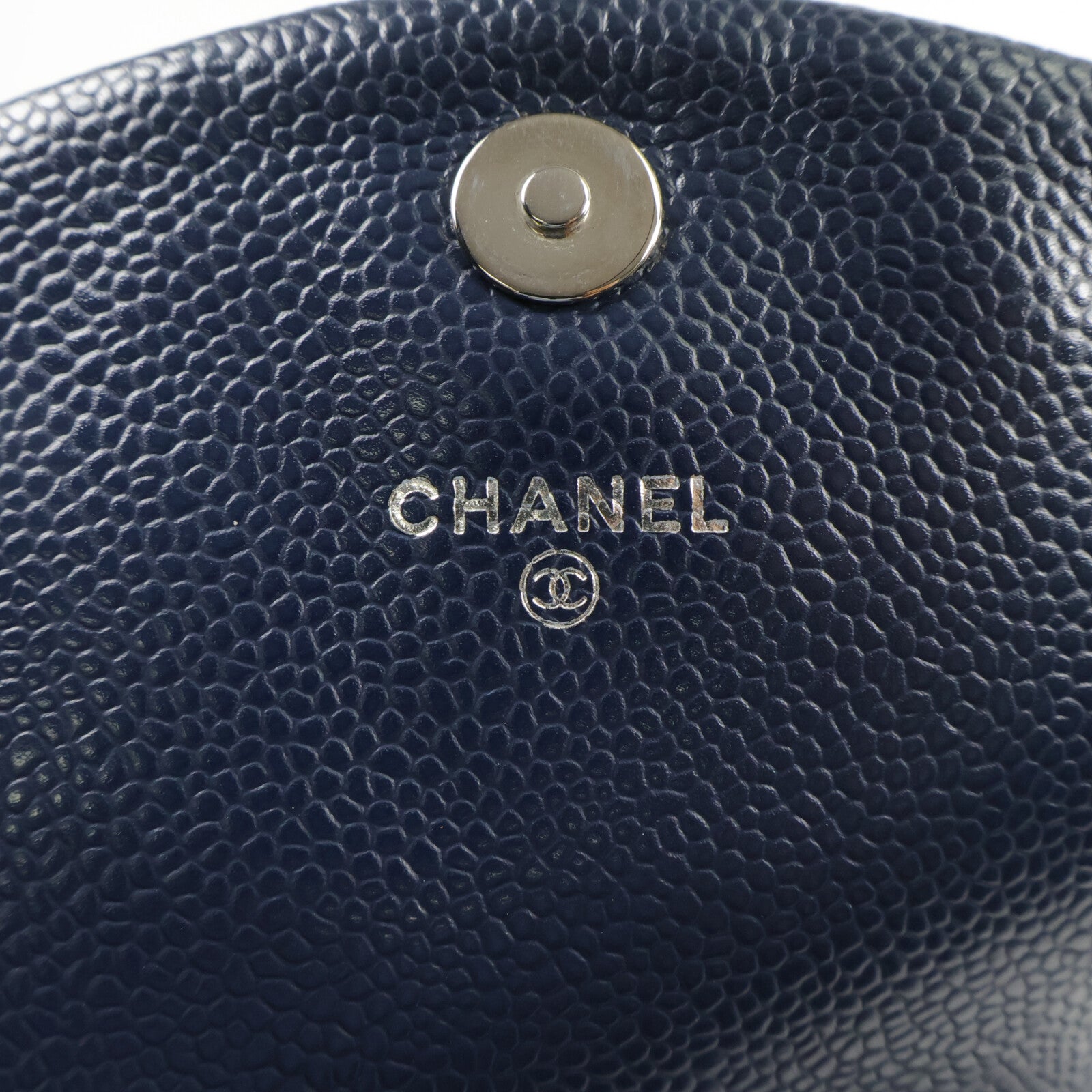 CHANEL 牛皮皮革Half Moon WOC鏈帶肩背袋