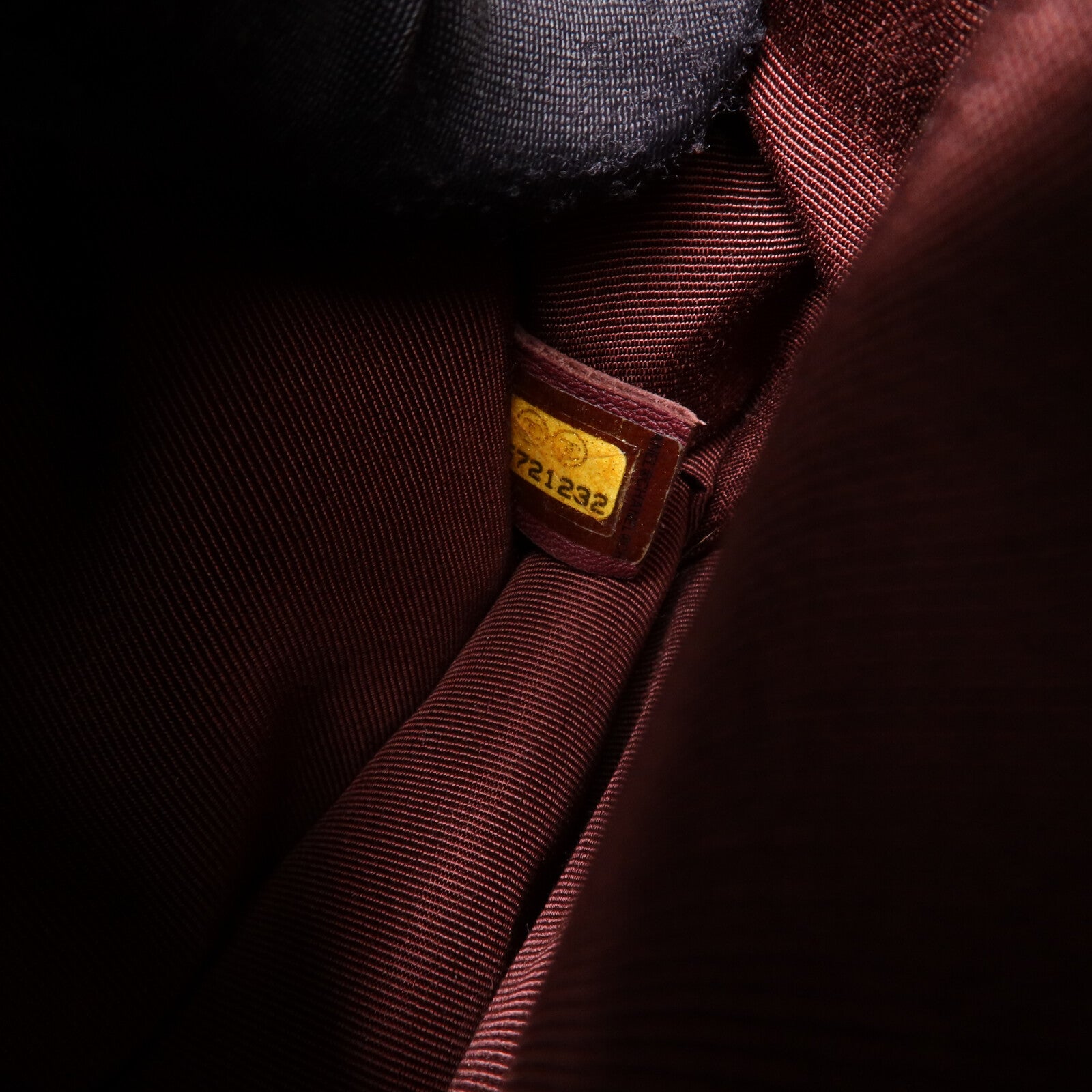 CHANEL 牛皮皮革Chain Shoulder銀扣鏈帶肩背袋