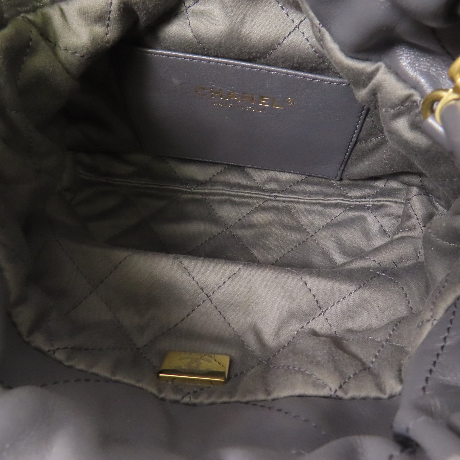 CHANEL 皮革Mini Chanel 22金扣手挽肩背兩用袋