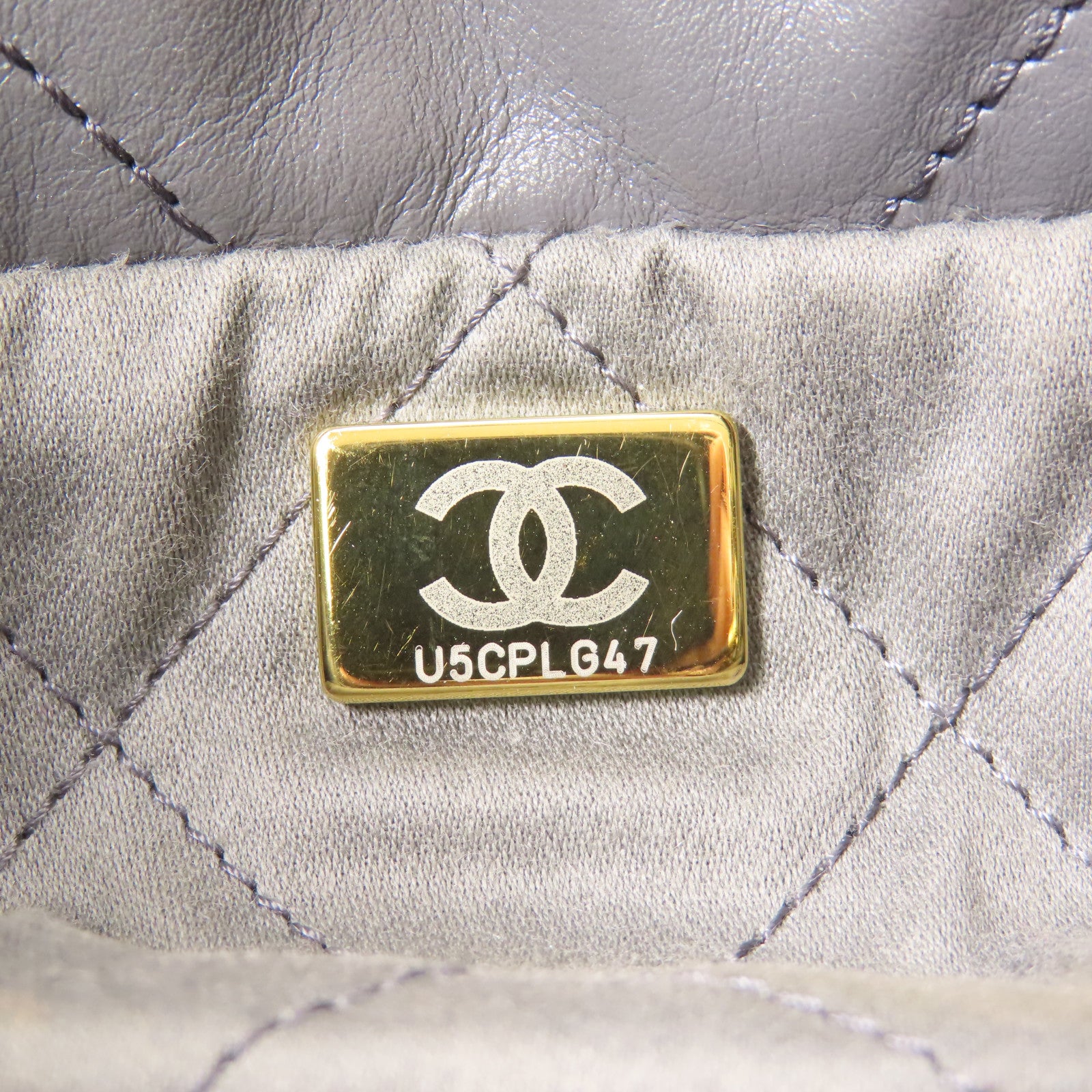 CHANEL 皮革Mini Chanel 22金扣手挽肩背兩用袋