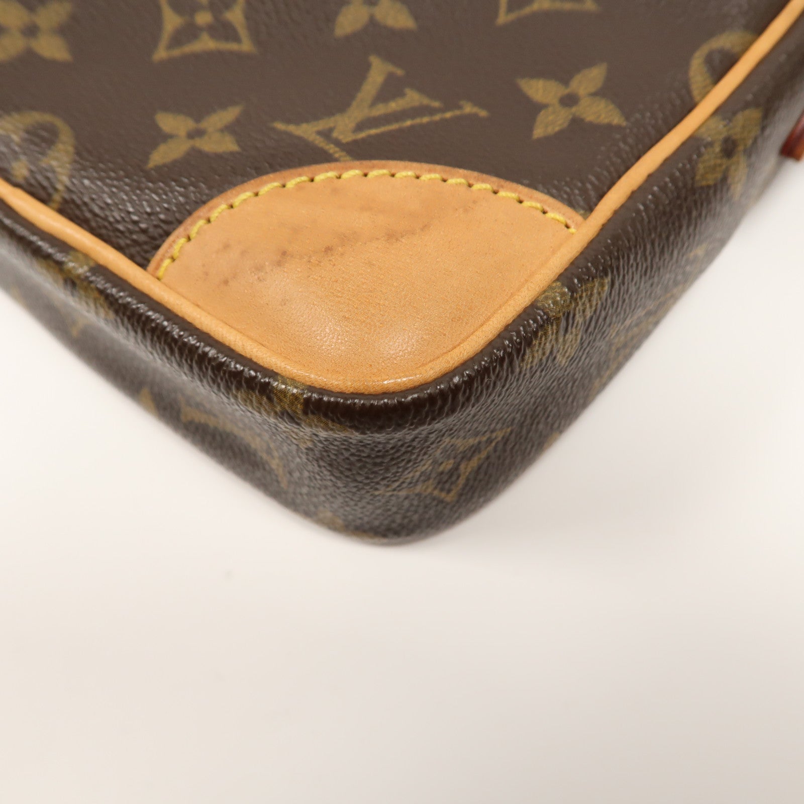 LOUIS VUITTON 【激減優惠】Monogram Danube金扣肩背袋啡色
