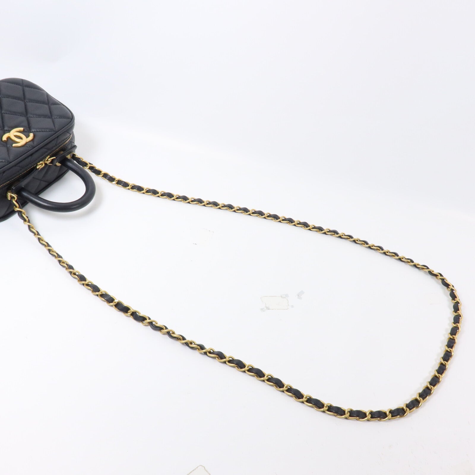 CHANEL 羊皮皮革Matelasse Mini Bowling鏈帶手挽肩背兩用袋
