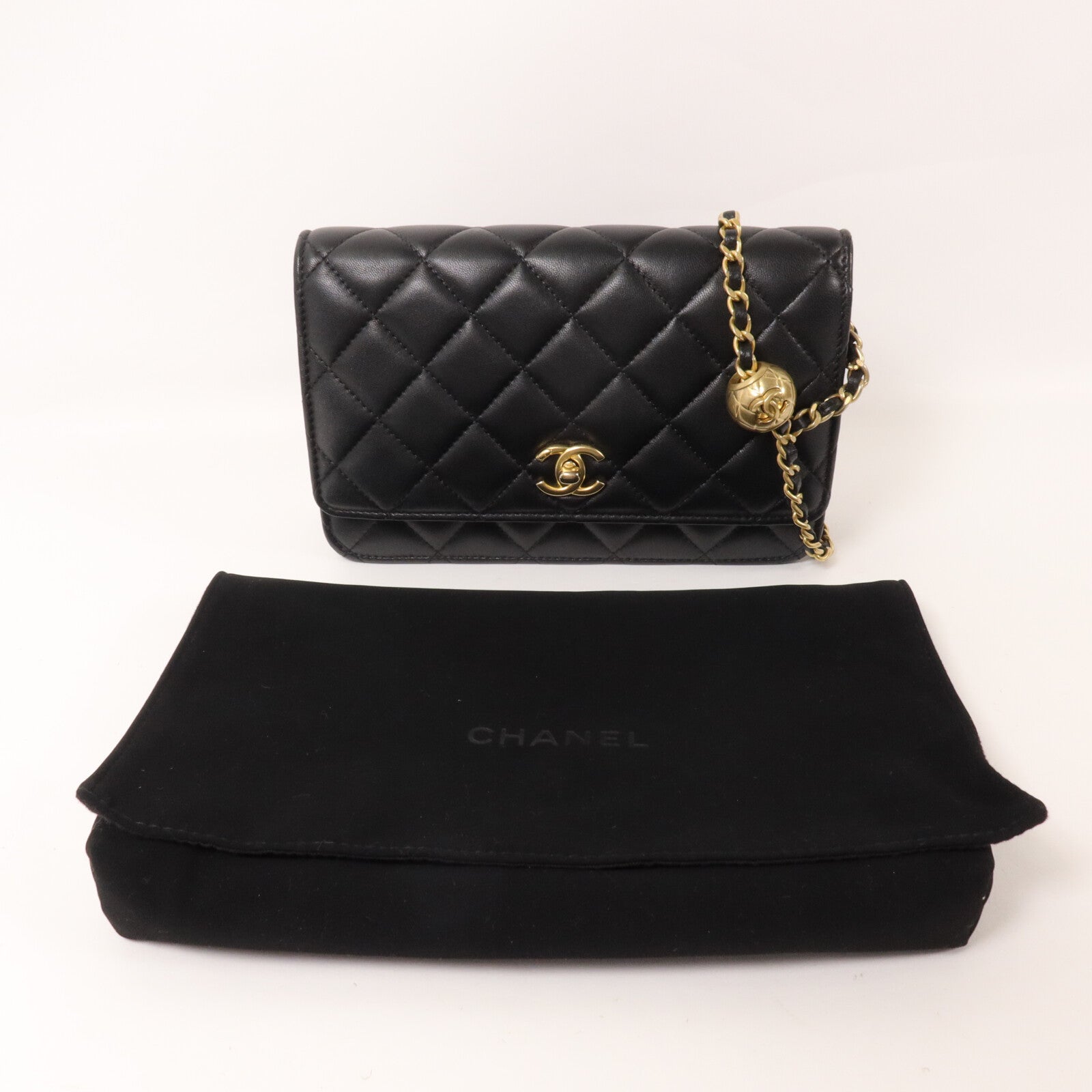 CHANEL 羊皮皮革Wallet On Chain With Gold Ball鏈帶肩背袋