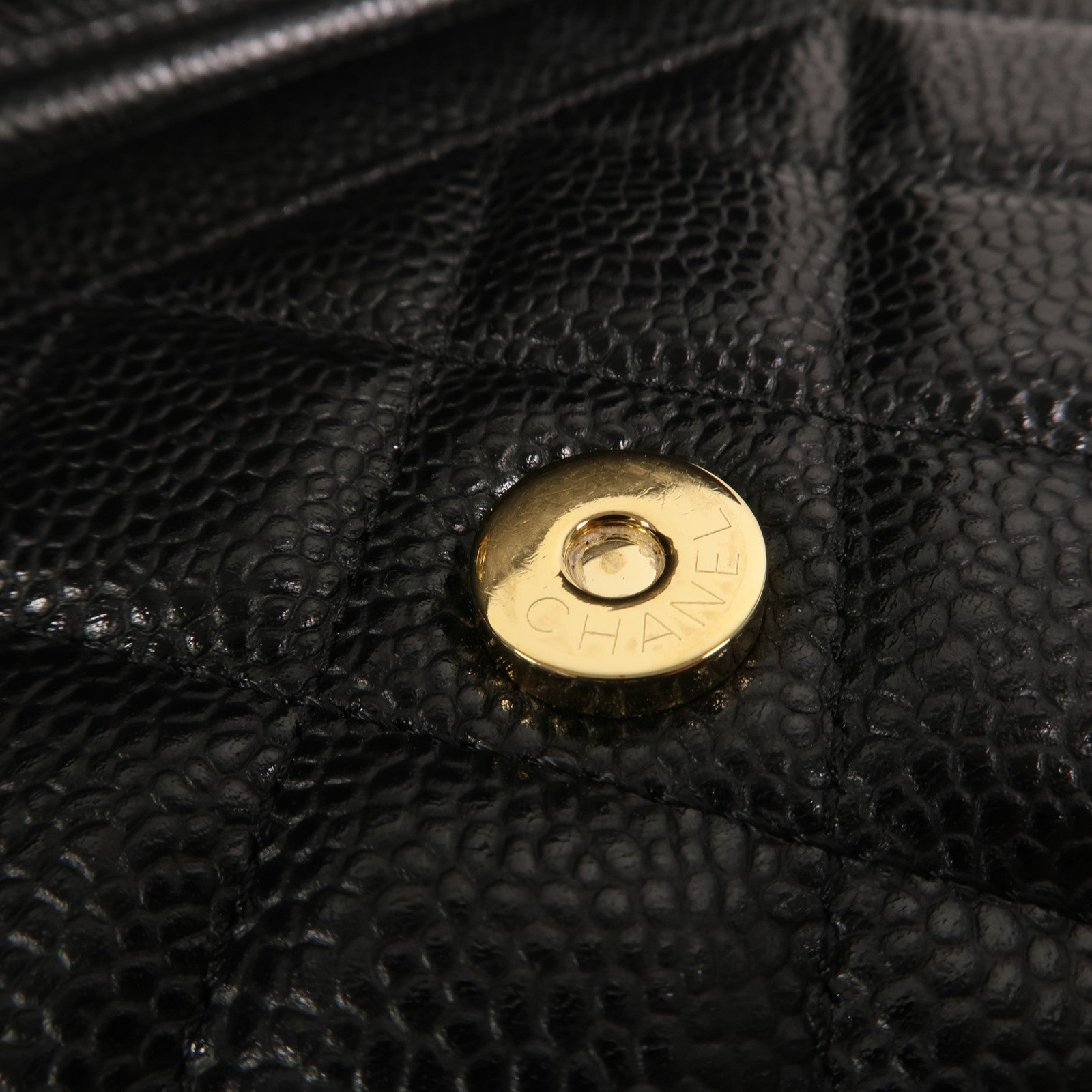 CHANEL 牛皮皮革WOC Wallet On Chain鏈帶肩背袋