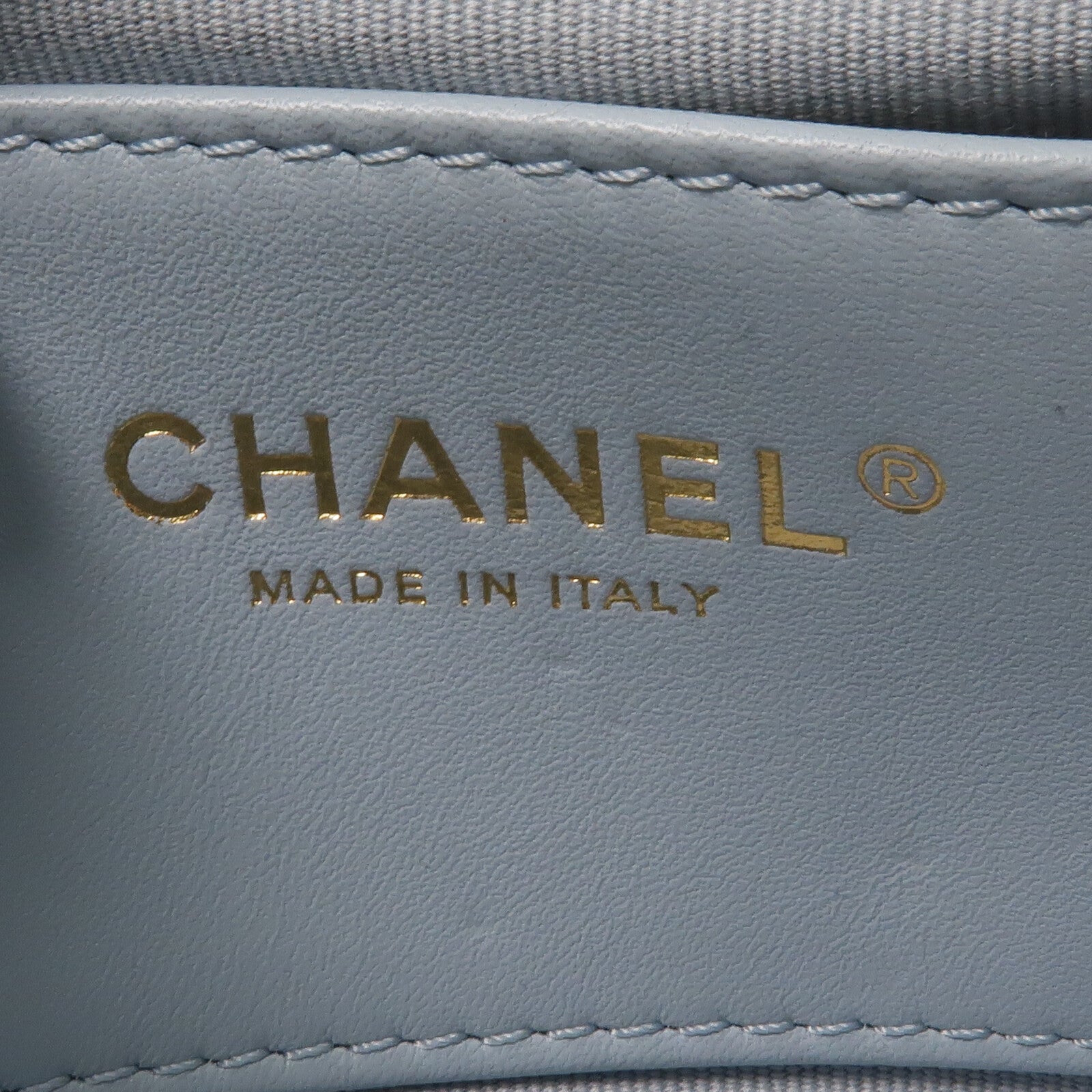 CHANEL 羊皮皮革22P Mini Flap鏈帶肩背袋