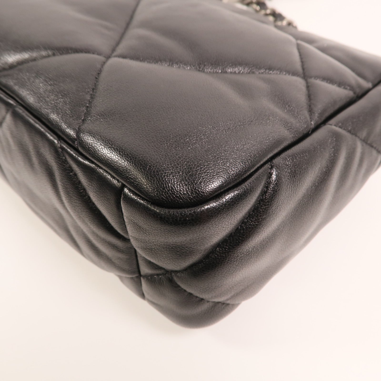 CHANEL 羊皮皮革C19 Small手挽肩背兩用袋