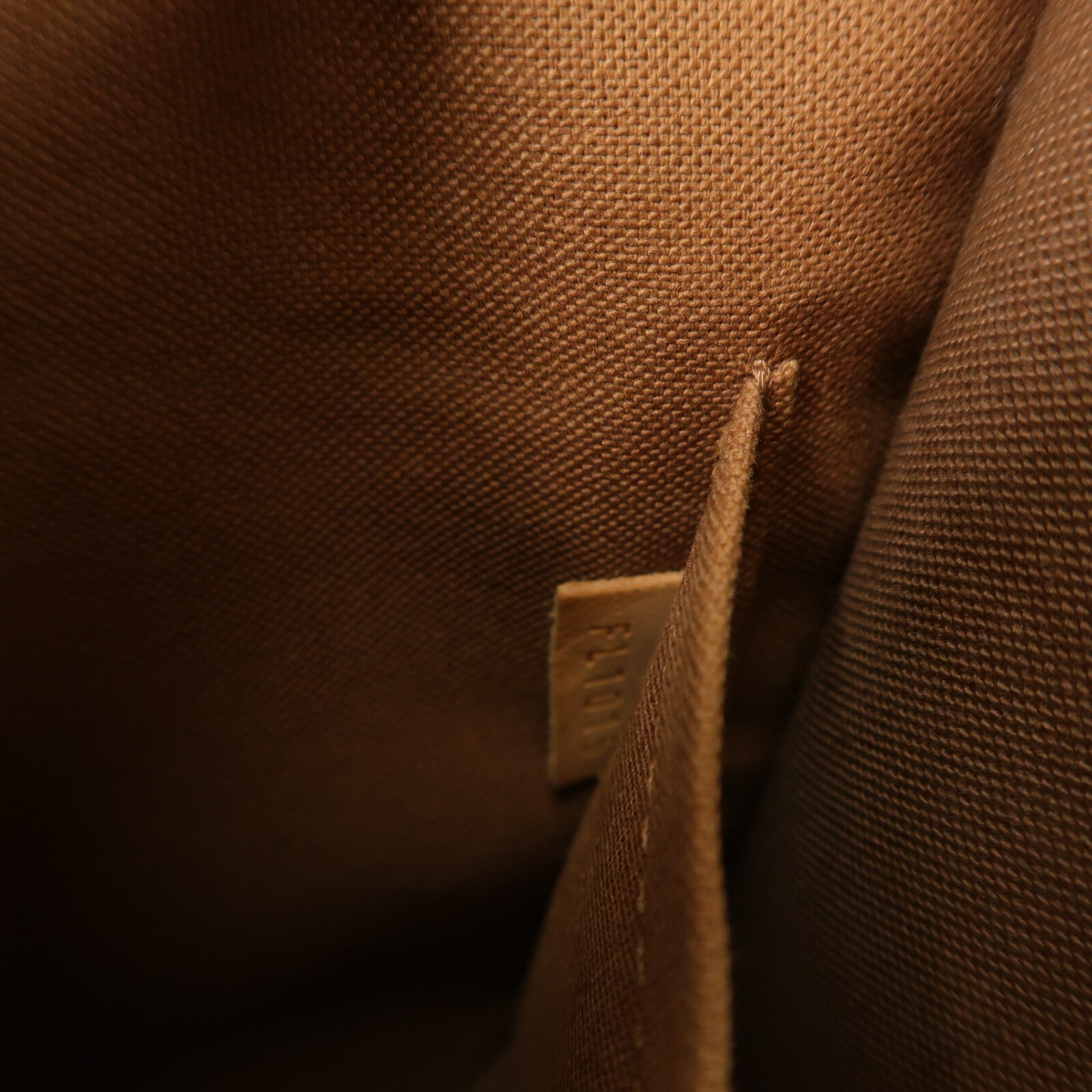 LOUIS VUITTON Monogram Popincourt Haut肩背袋