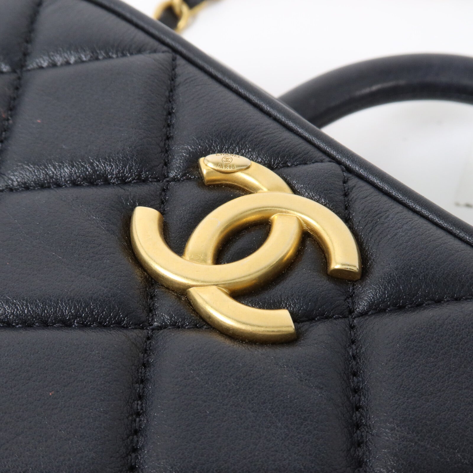 CHANEL 羊皮皮革Matelasse Mini Bowling鏈帶手挽肩背兩用袋