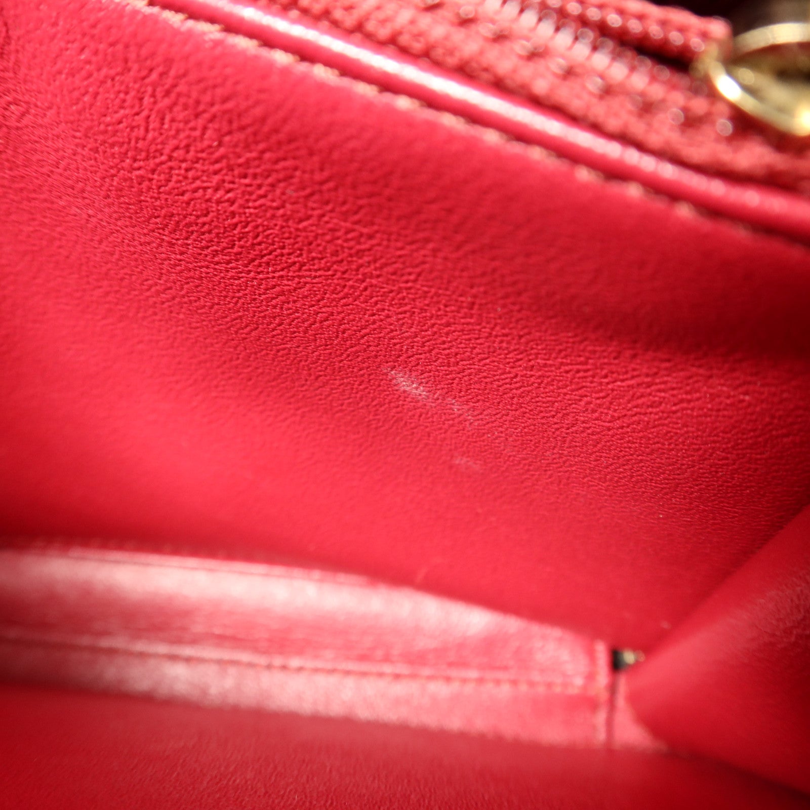 CHANEL 牛皮皮革Filigree Vanity Case Medium金扣手挽肩背兩用袋